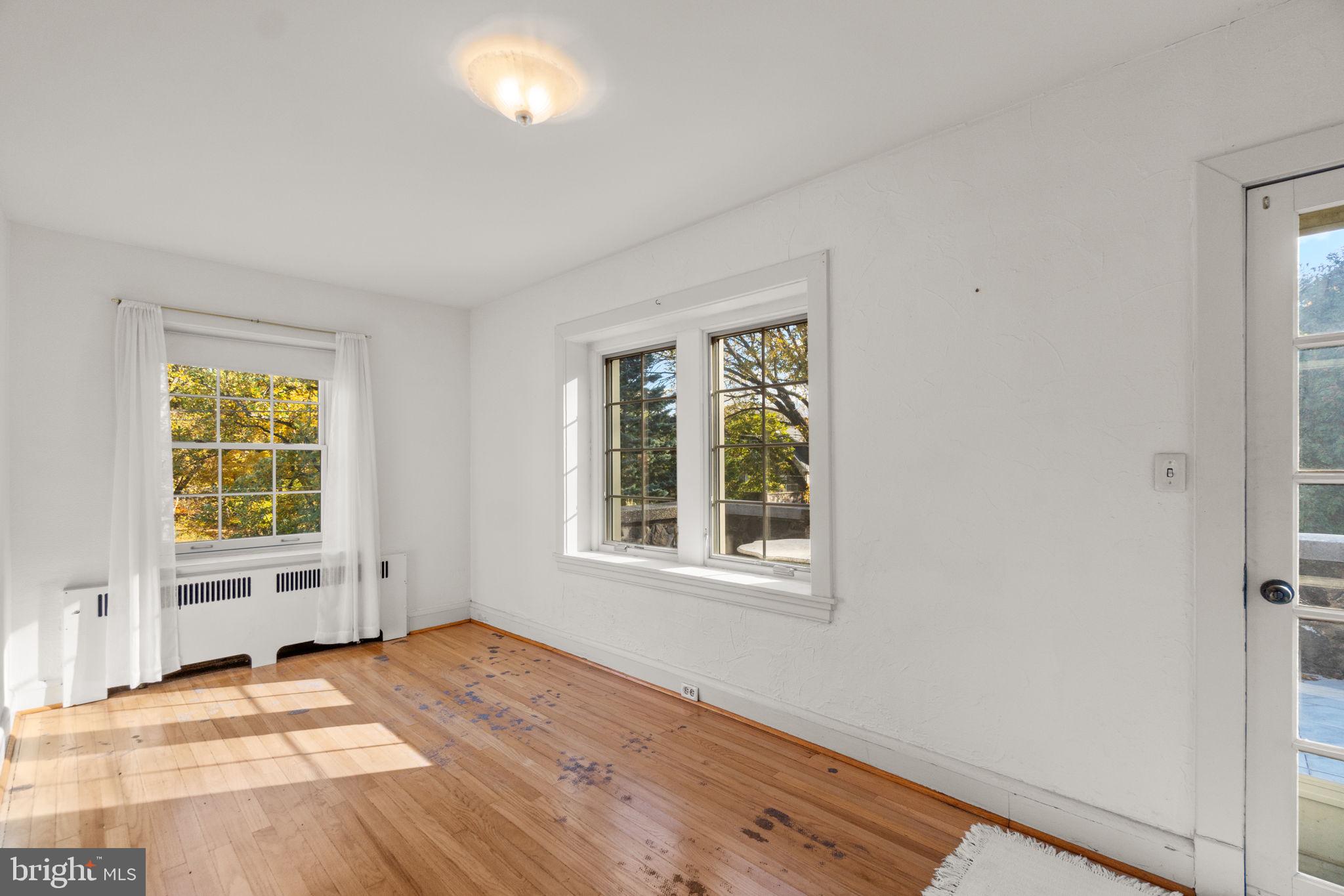 TOWSON ESTATES - Residential