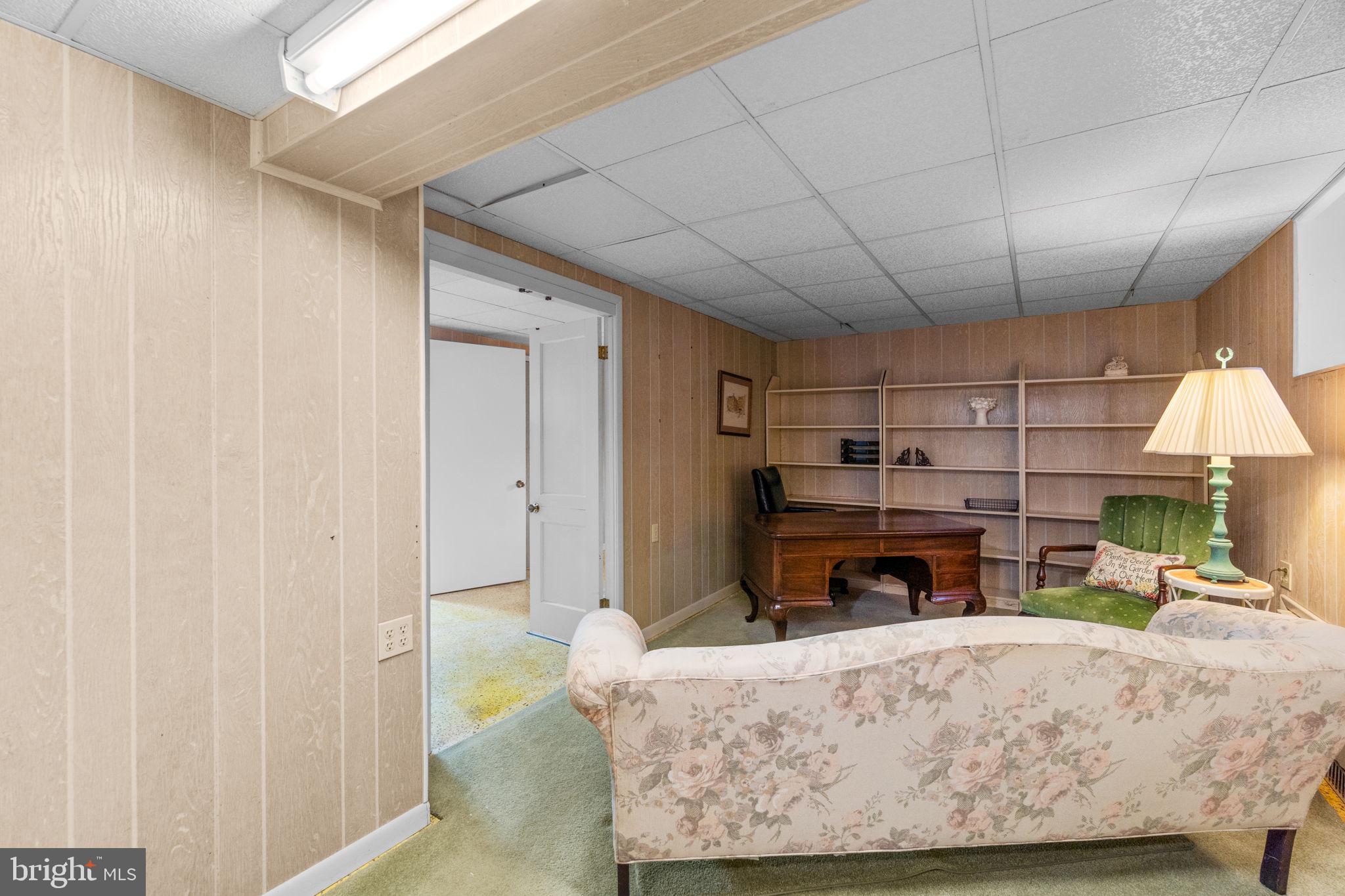 TOWSON ESTATES - Residential