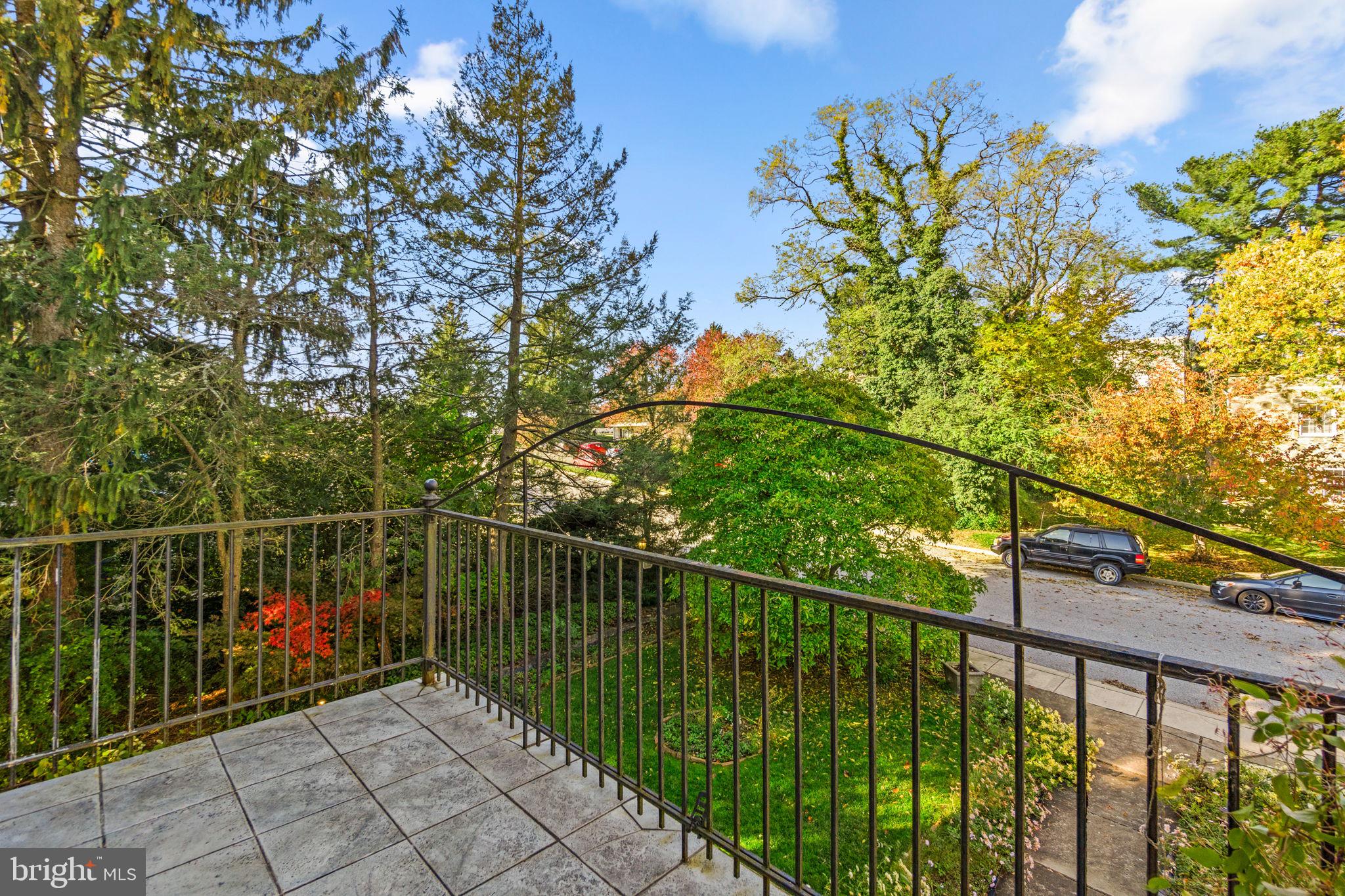 TOWSON ESTATES - Residential