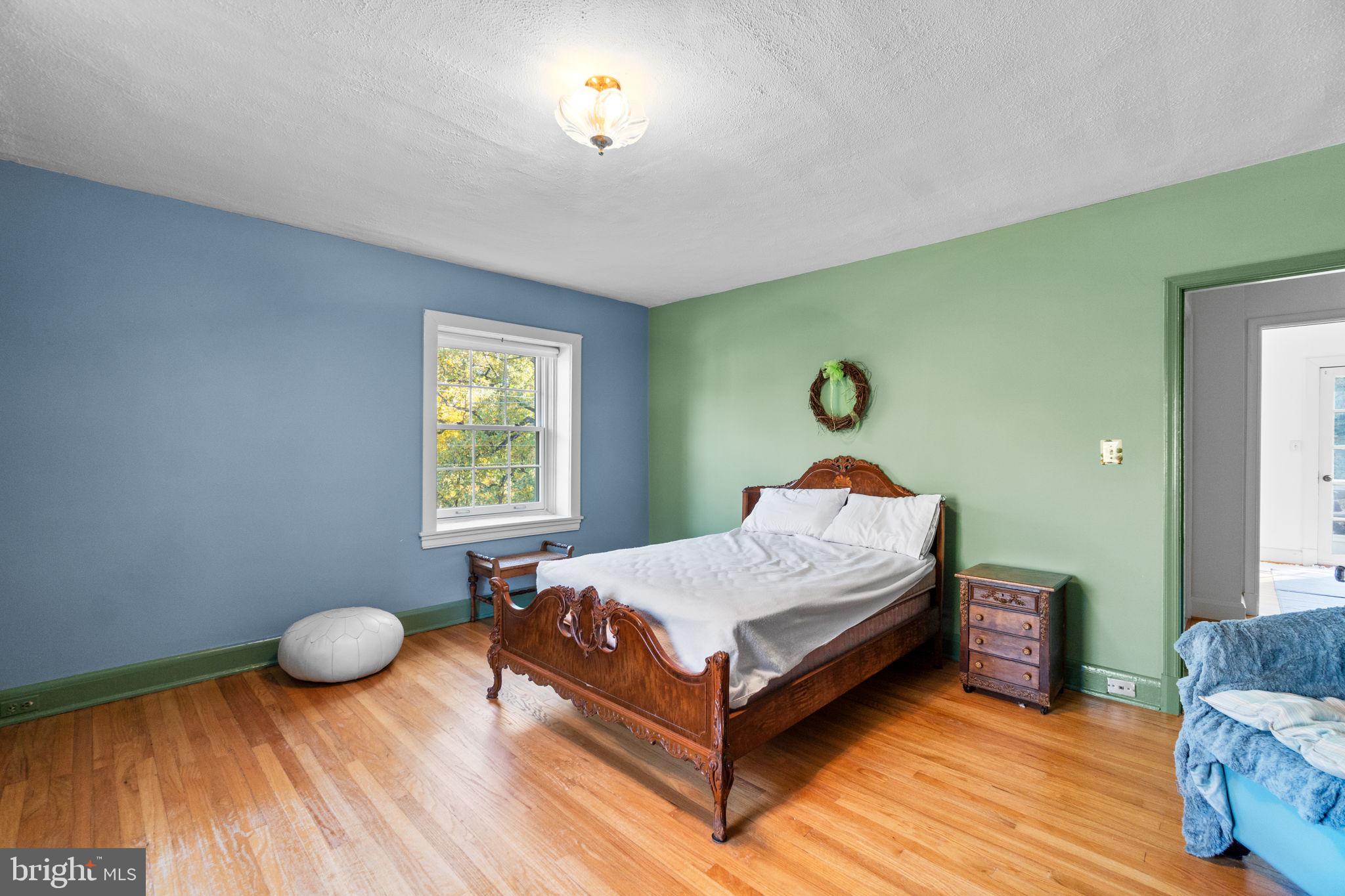 TOWSON ESTATES - Residential