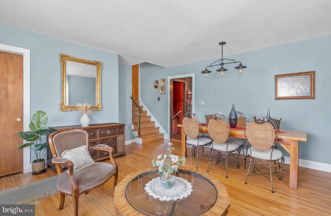 250 E WILLIAMS AVENUE