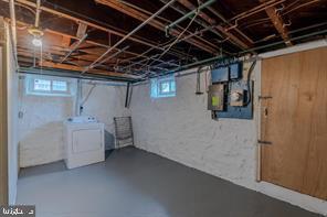 WAVERLY - Residential Lease