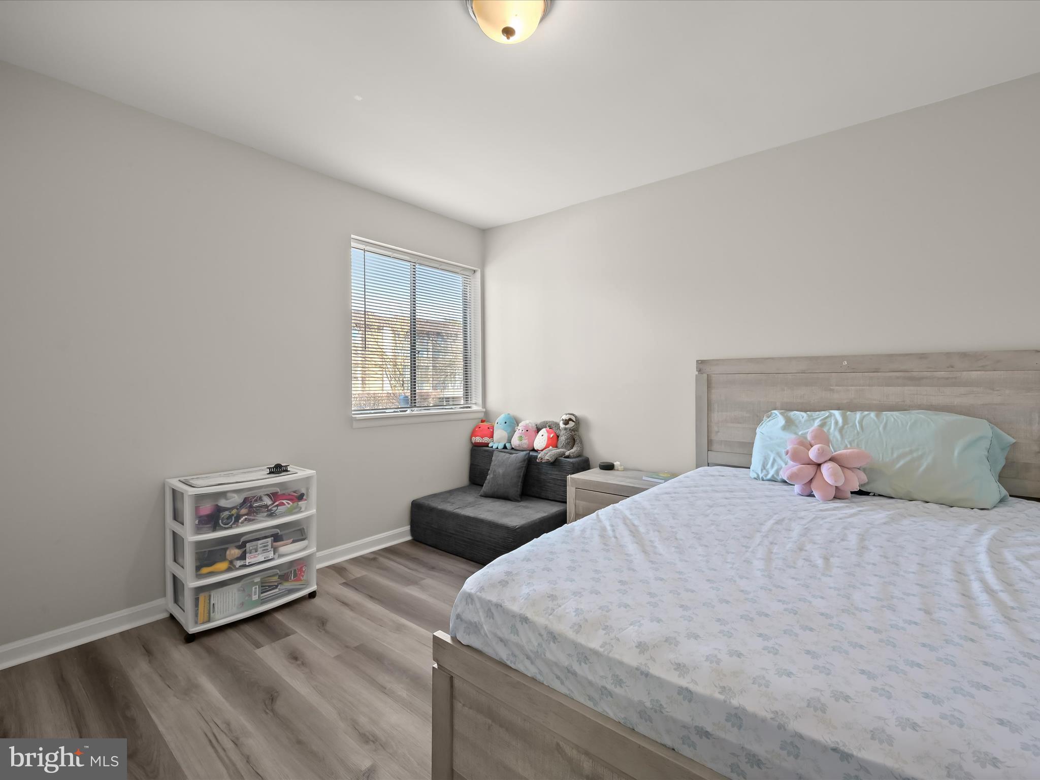 HERONS COVE - Residential