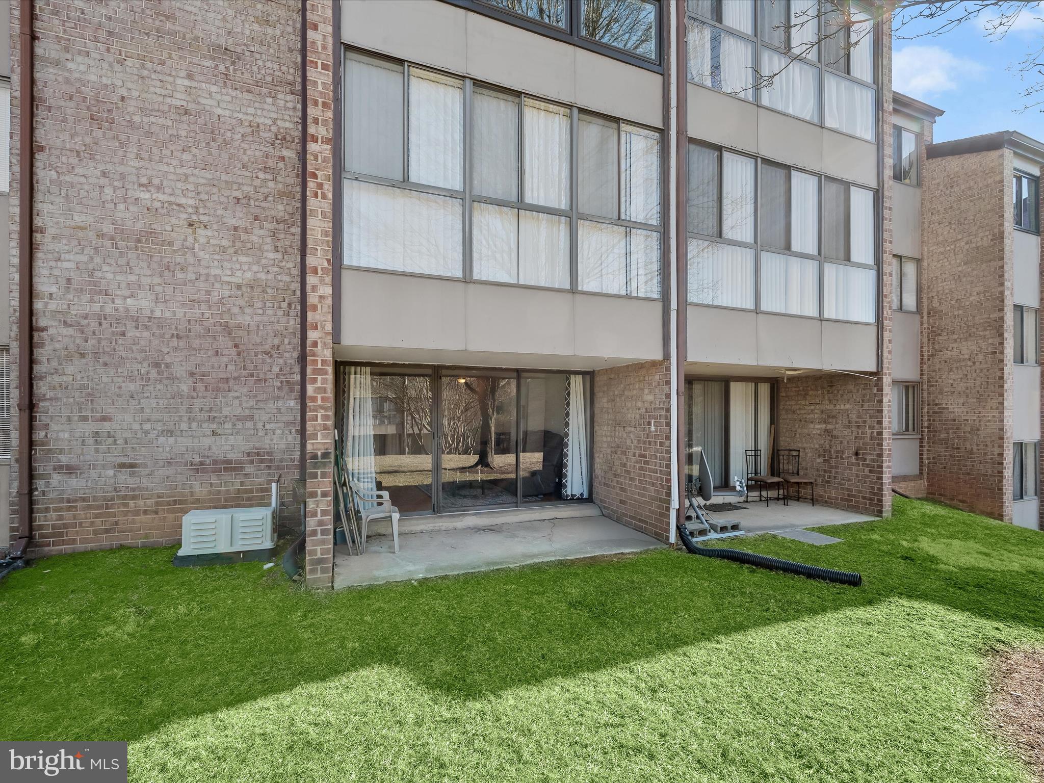 HERONS COVE - Residential