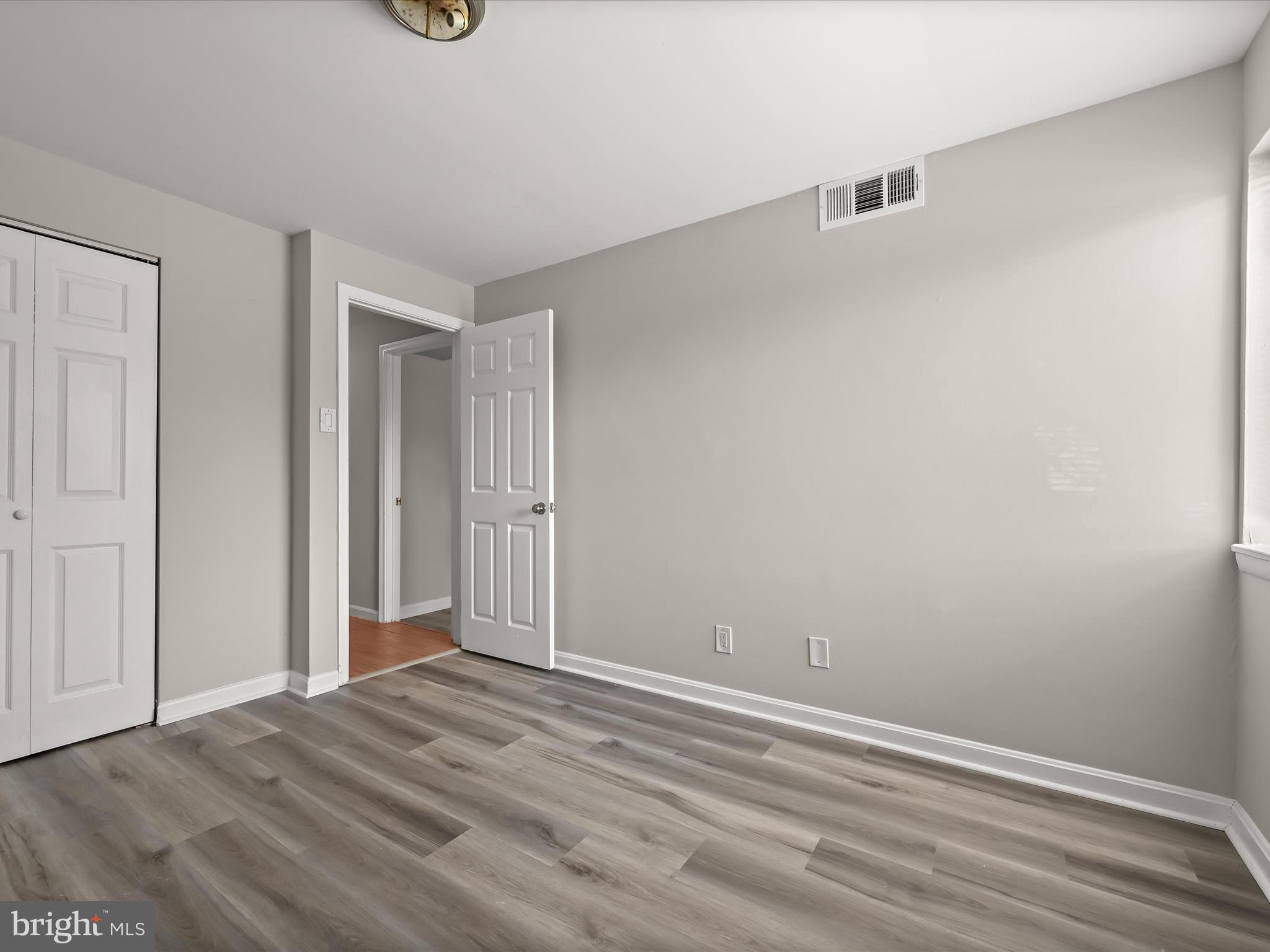 HERONS COVE - Residential