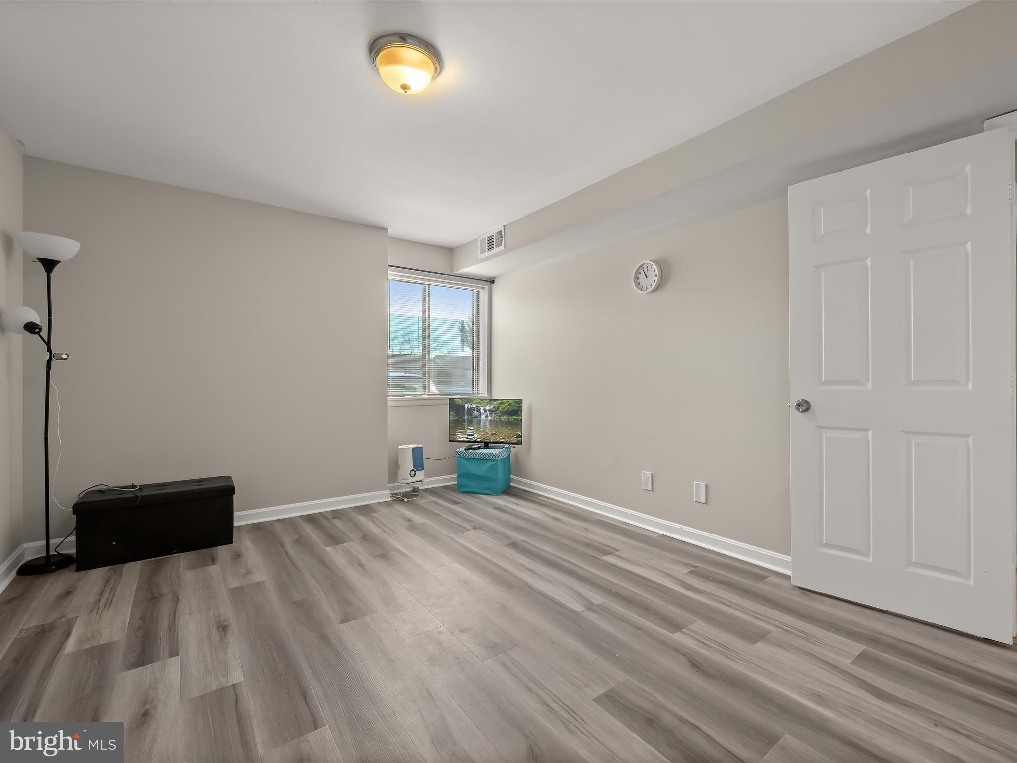 HERONS COVE - Residential