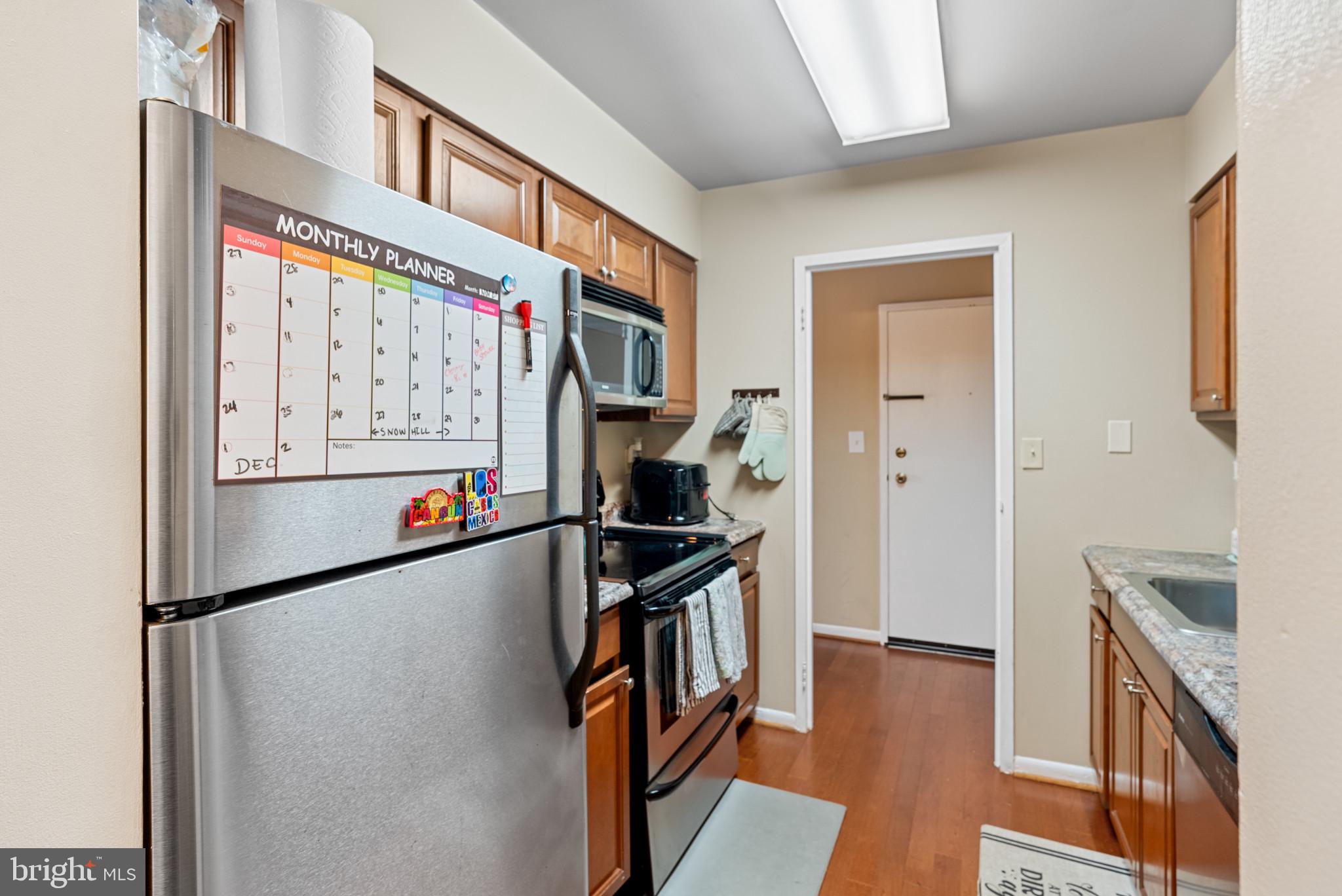 HUNTING RIDGE CONDOMINIUM - Residential