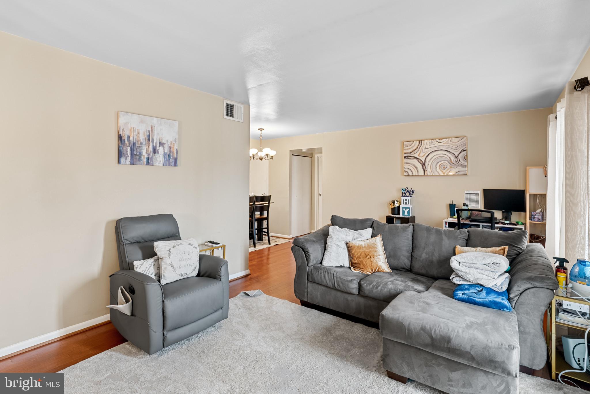 HUNTING RIDGE CONDOMINIUM - Residential