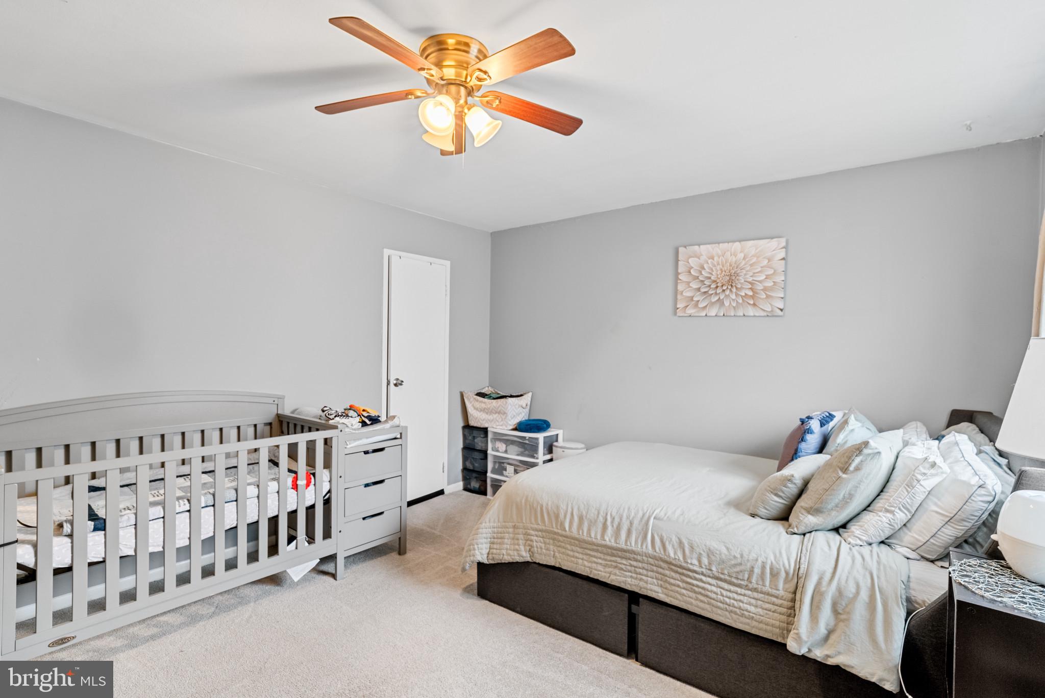 HUNTING RIDGE CONDOMINIUM - Residential