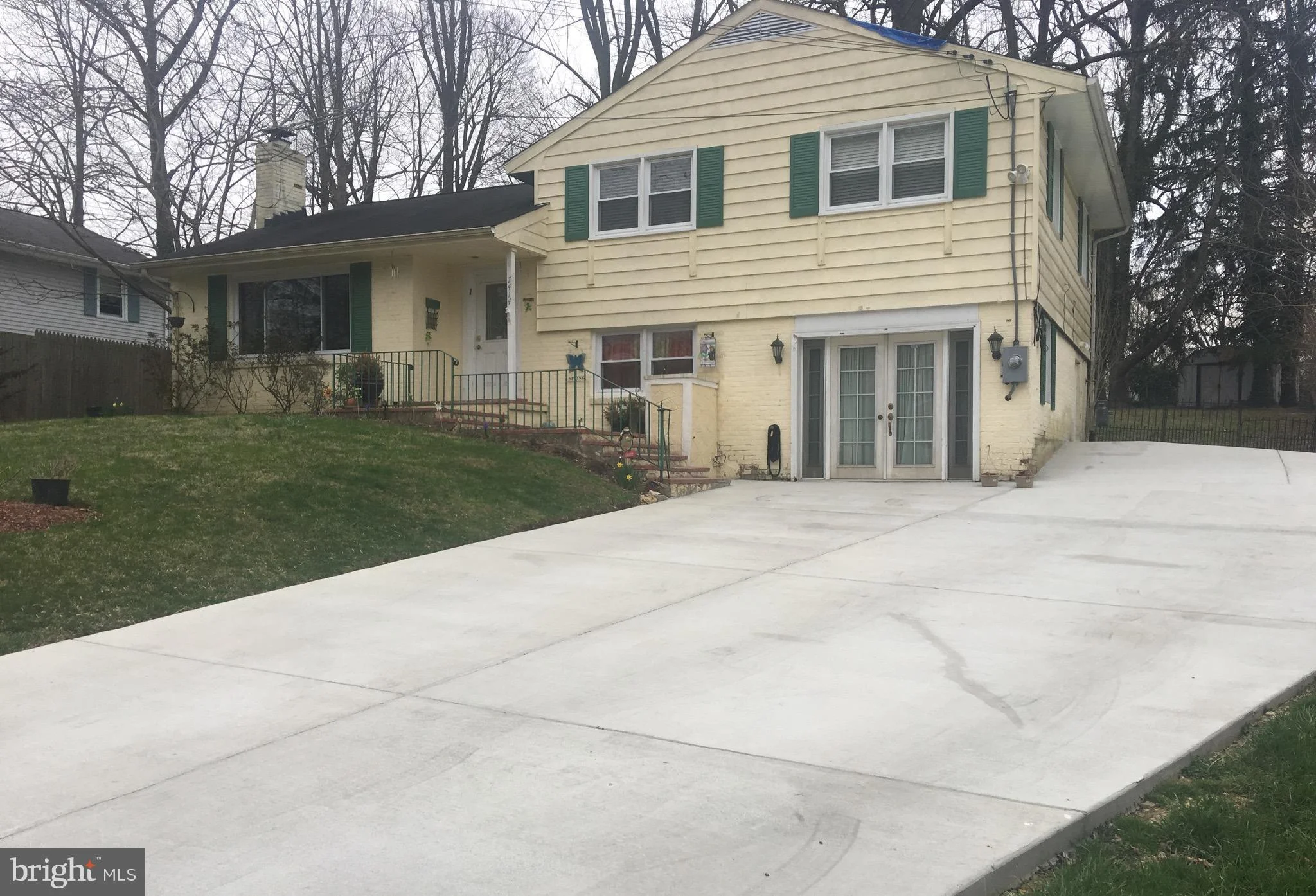 7414 Exmore Street, Springfield, VA 22150