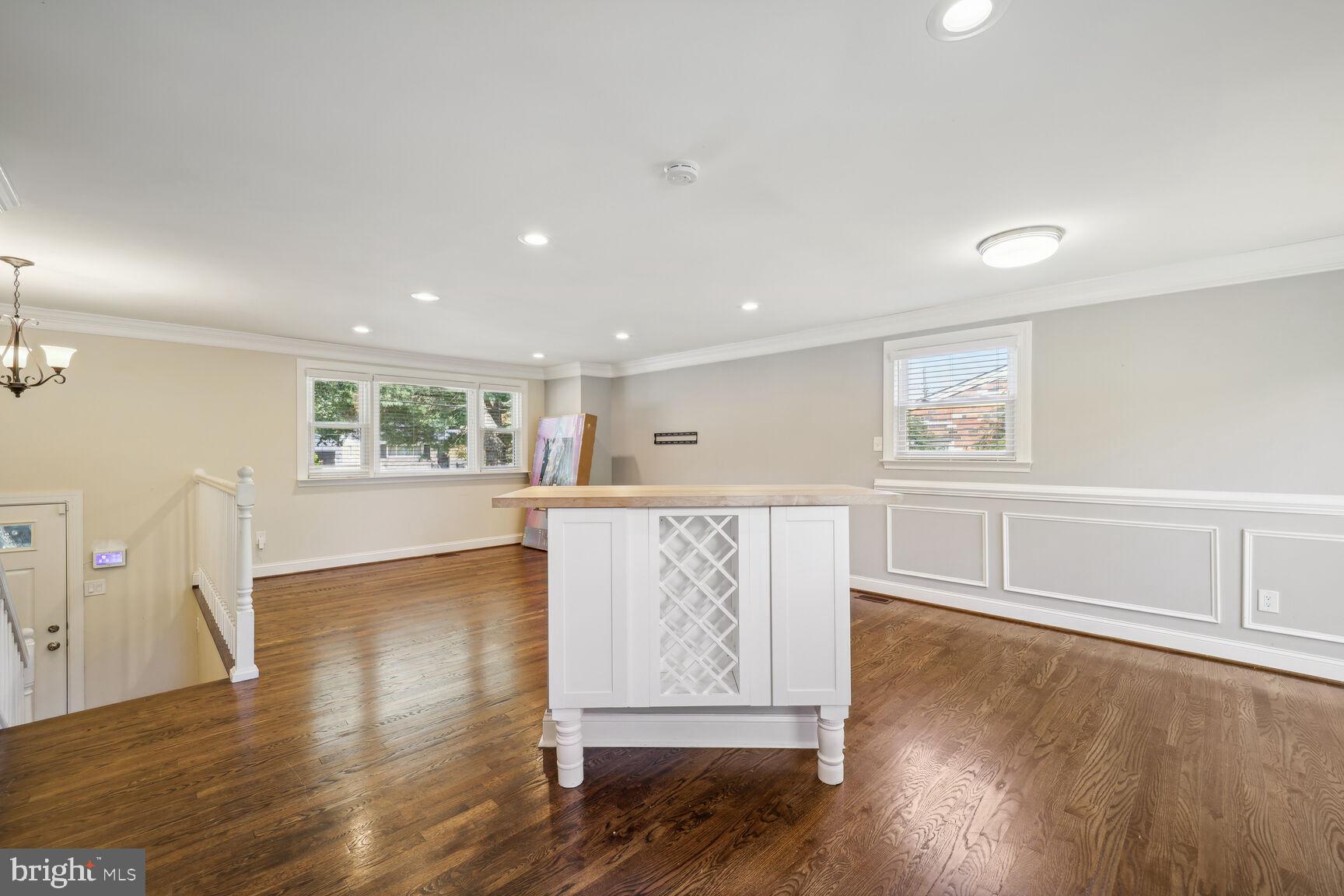 CYPRESS GARDENS - Residential Lease