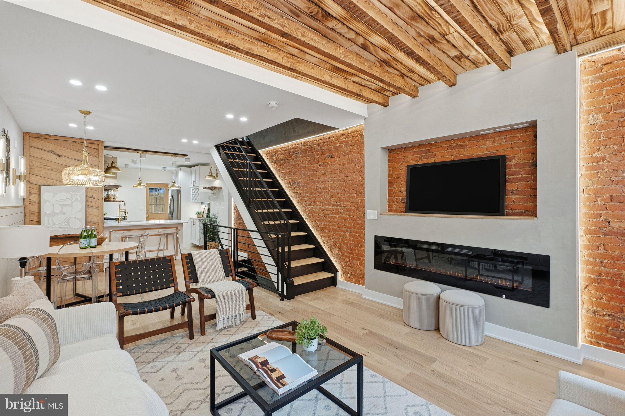 POINT BREEZE - Residential