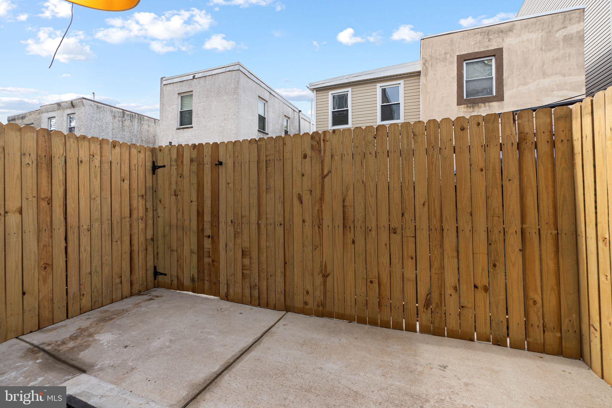 POINT BREEZE - Residential