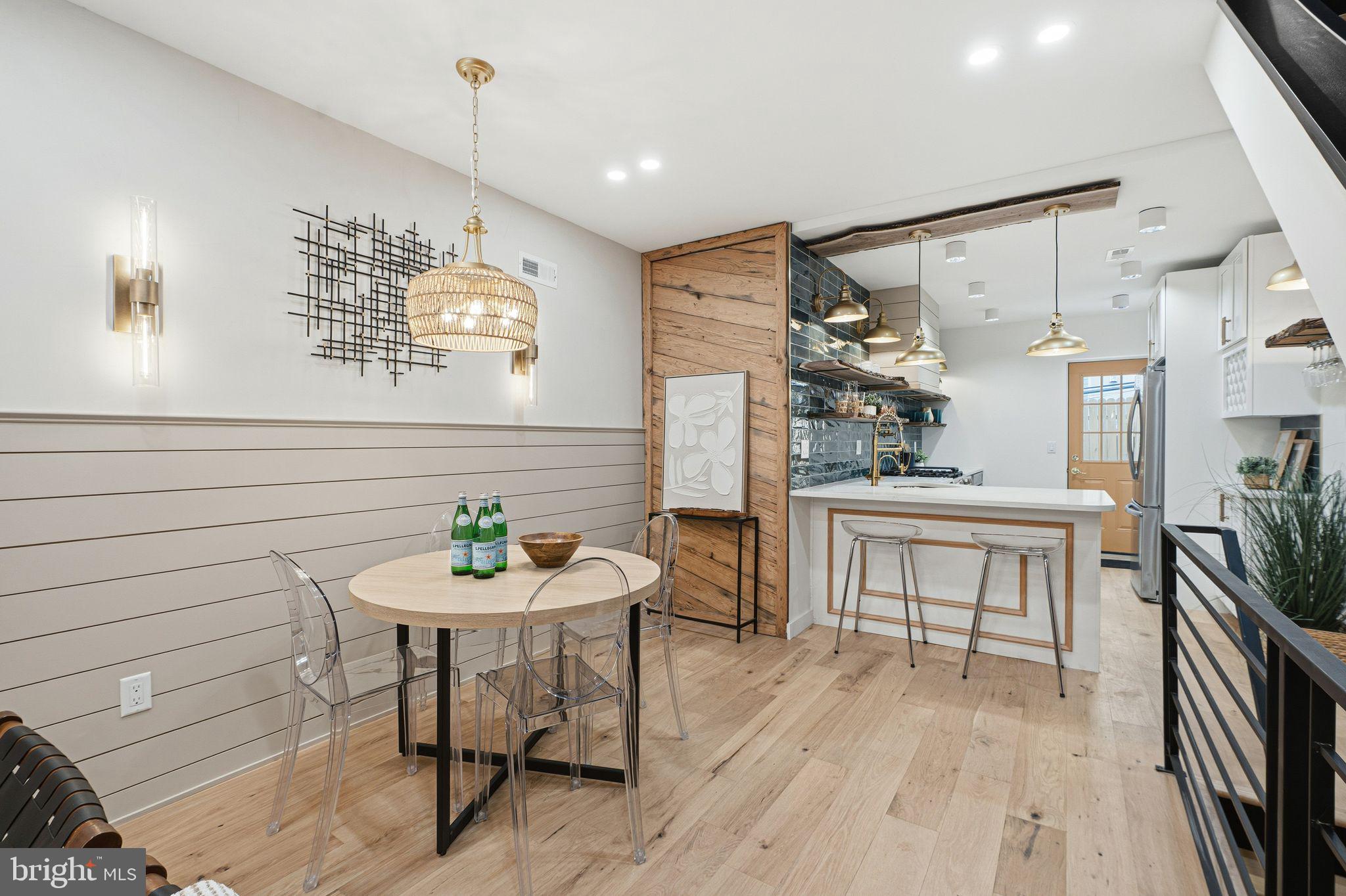 POINT BREEZE - Residential