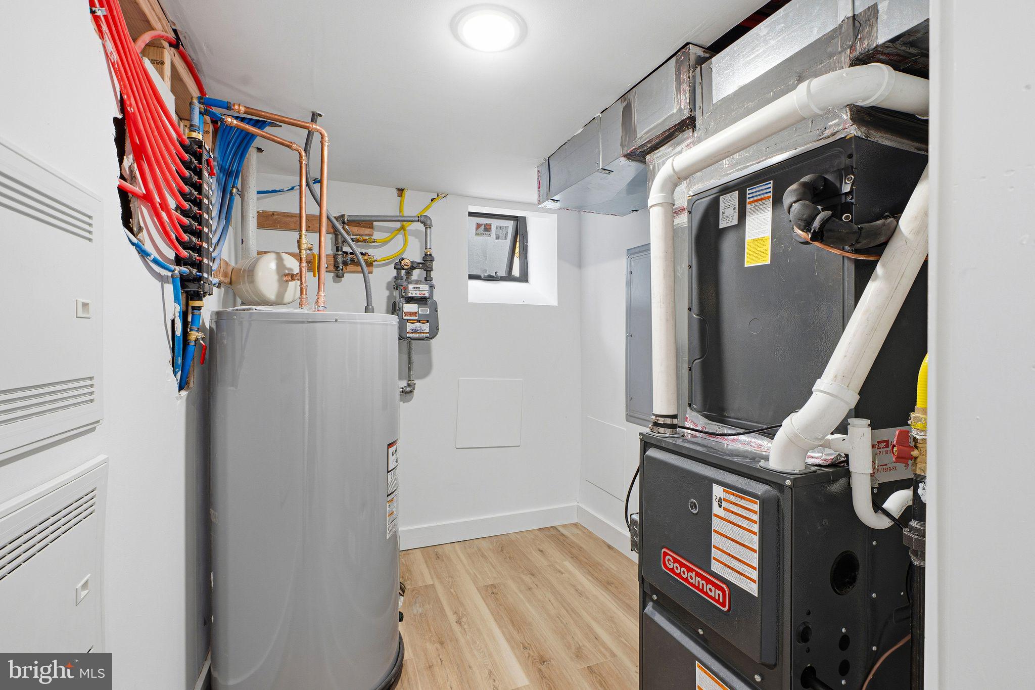 POINT BREEZE - Residential