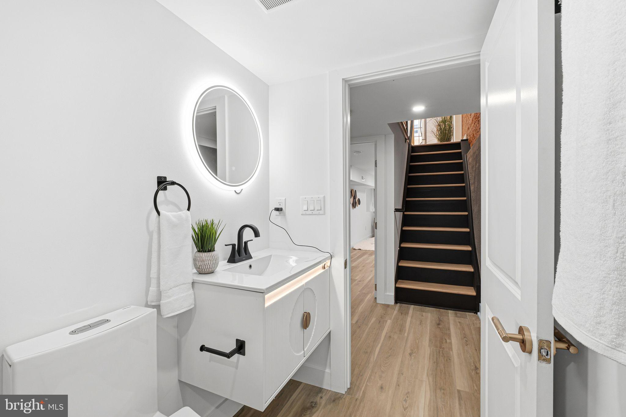 POINT BREEZE - Residential