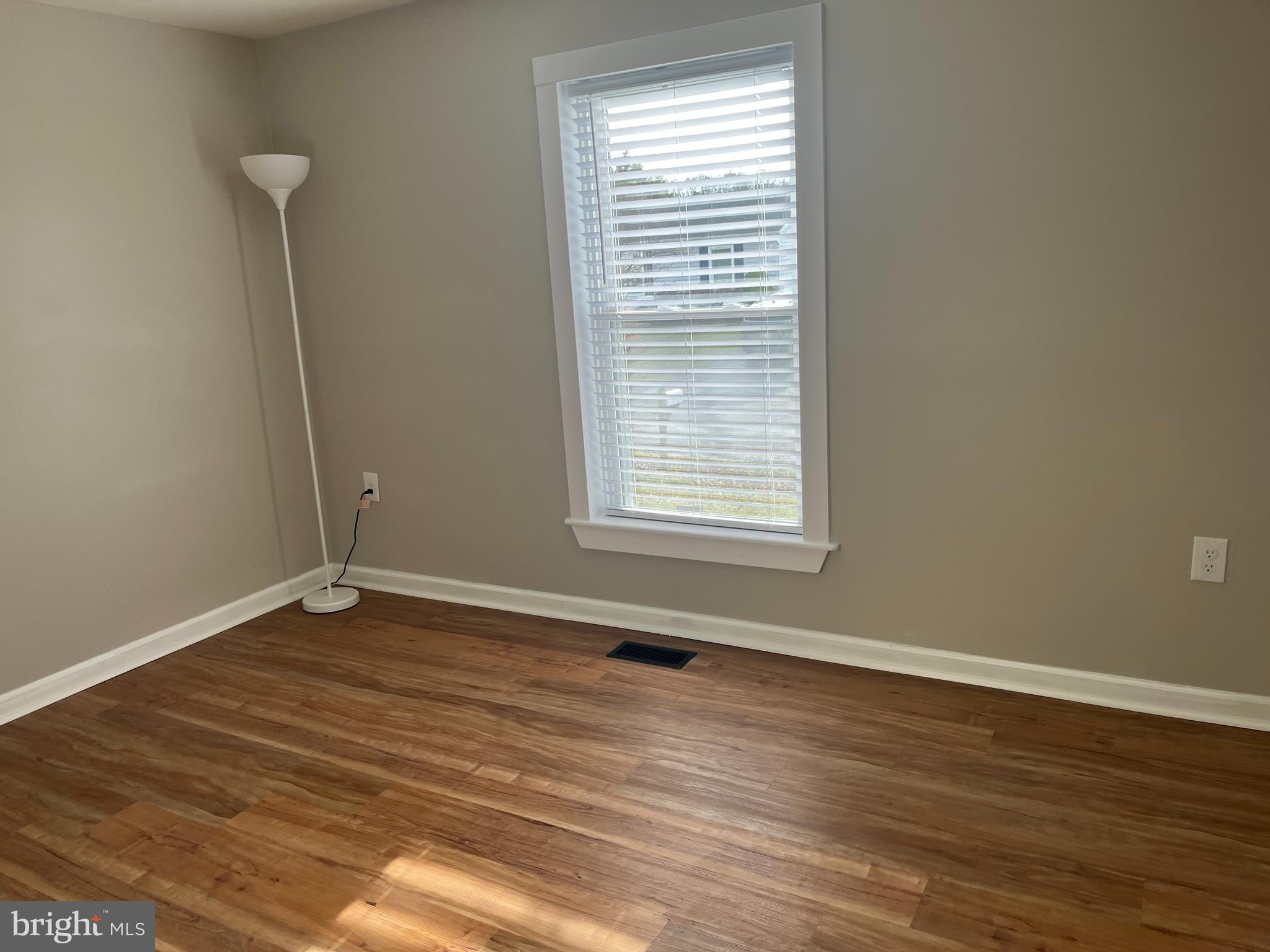 SPRINGFIELD VILLAGE - Residential Lease