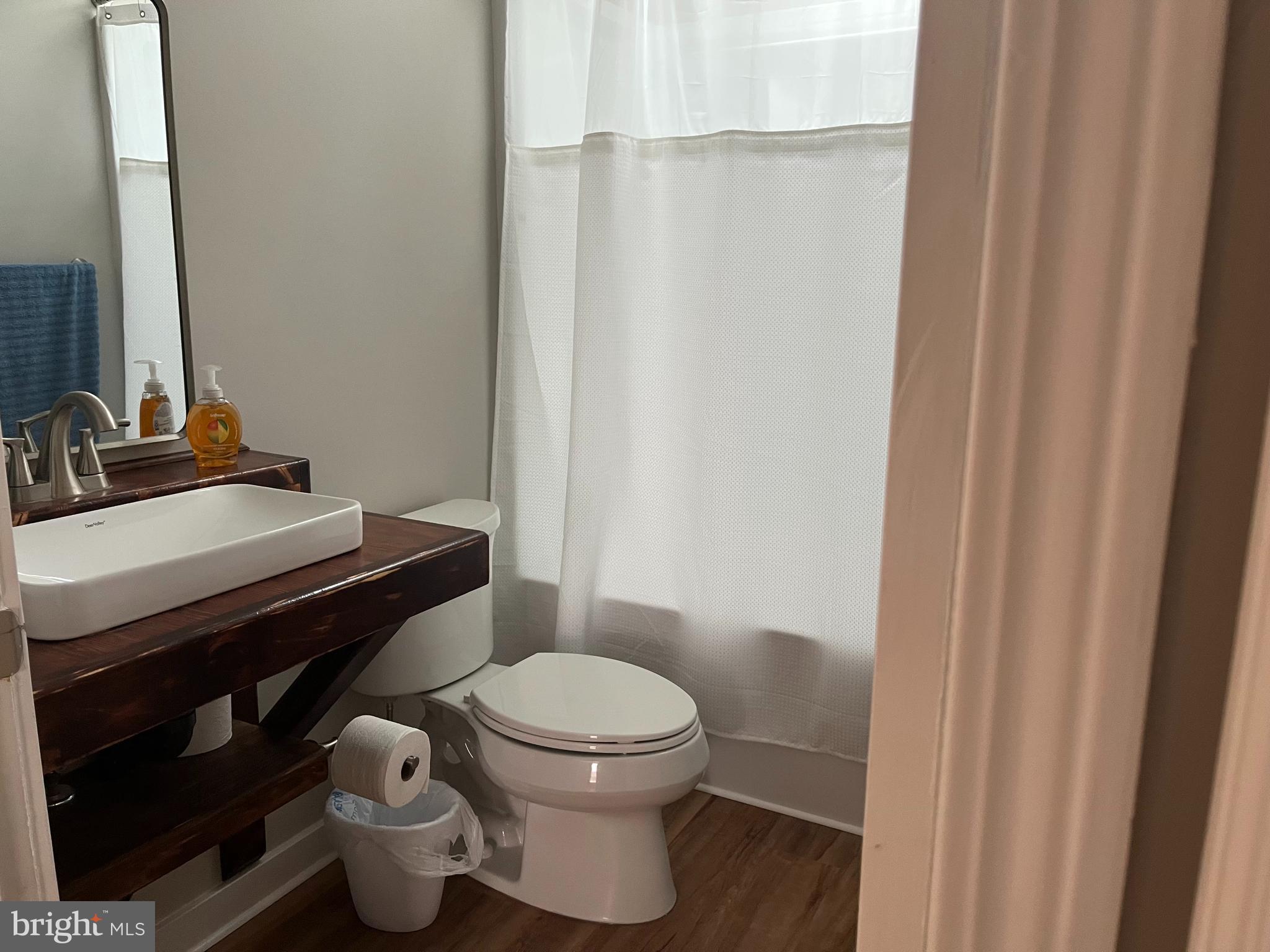 SPRINGFIELD VILLAGE - Residential Lease