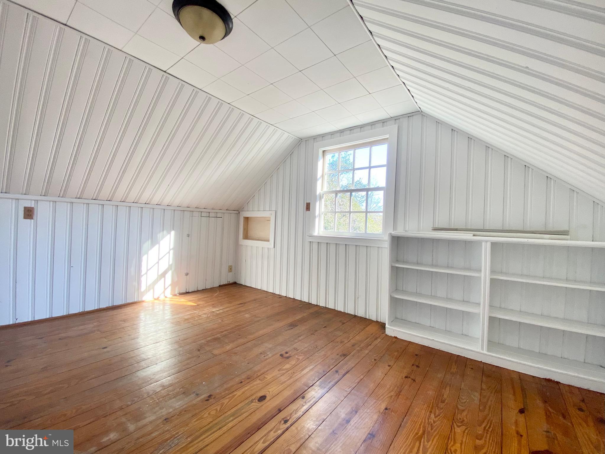 EASTON - Residential