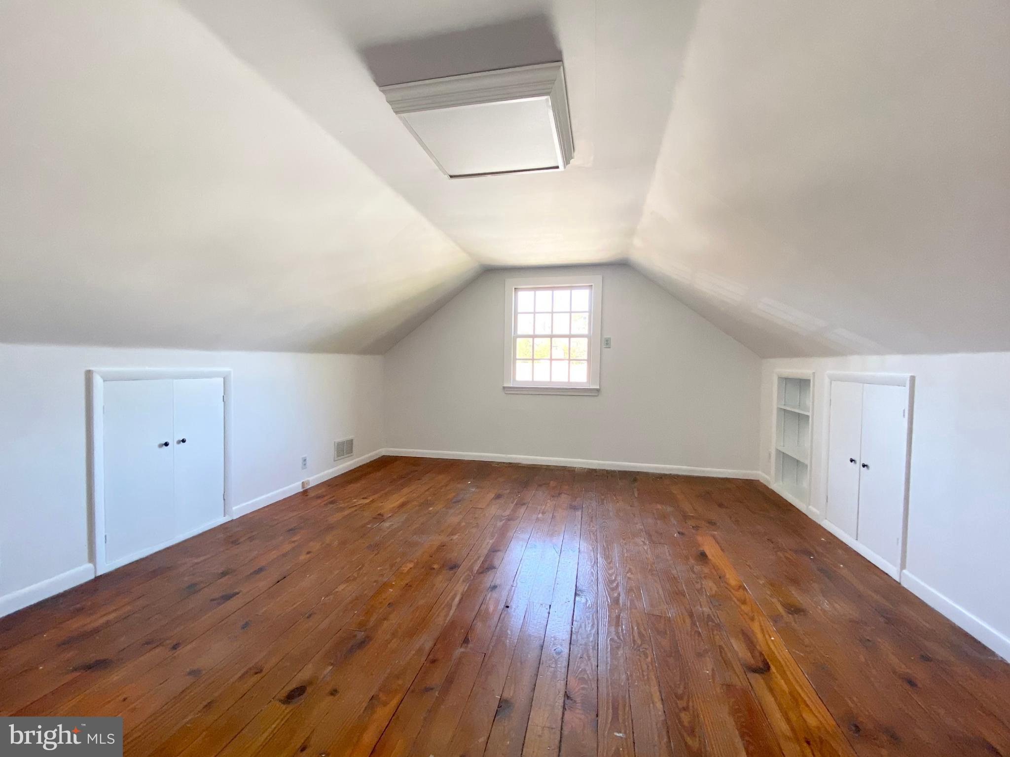 EASTON - Residential