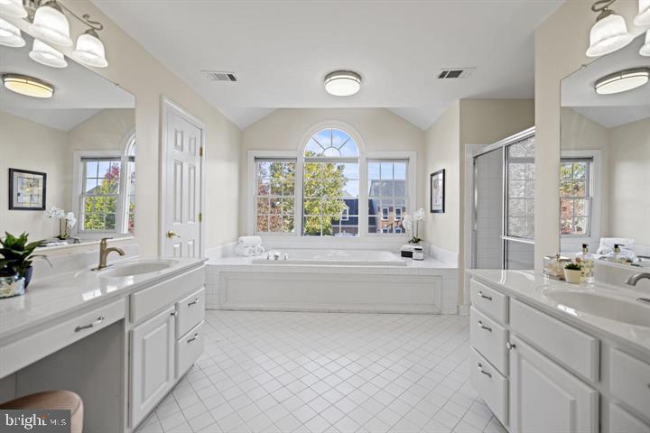 POTOMAC STATION - Residential Lease