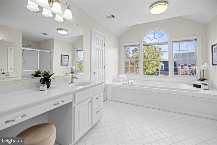 POTOMAC STATION - Residential Lease