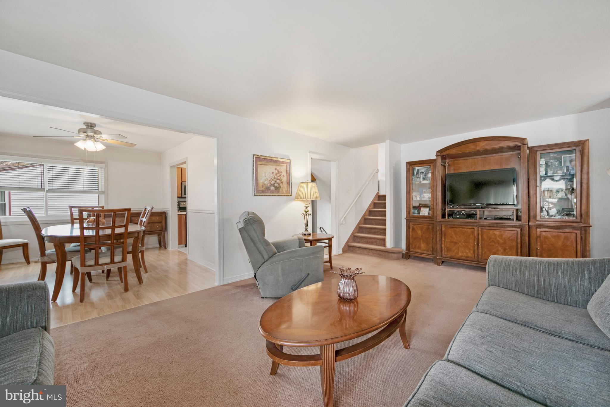 1619 S BOWLING GREEN DRIVE