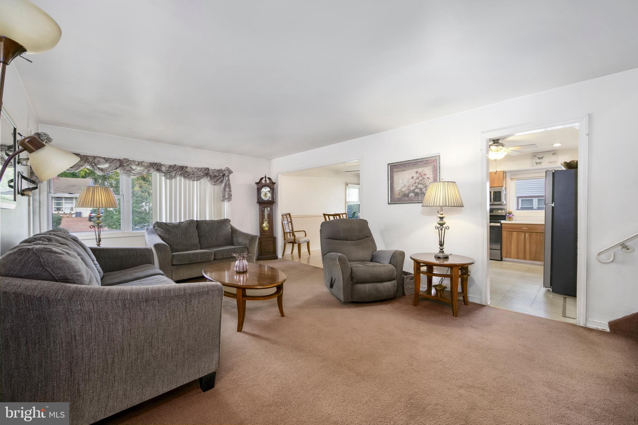 1619 S BOWLING GREEN DRIVE