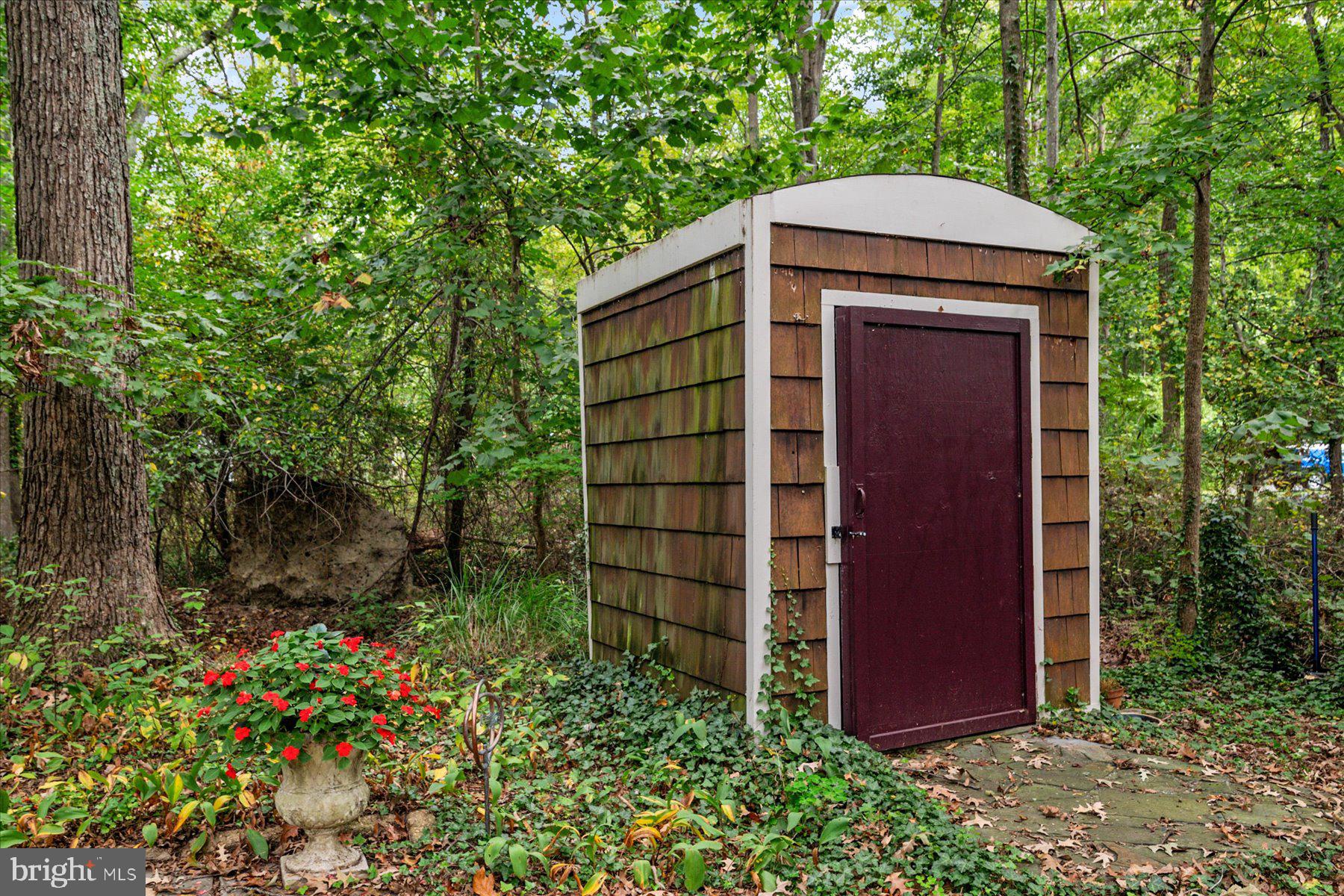 BACK BAY BEACH - Residential