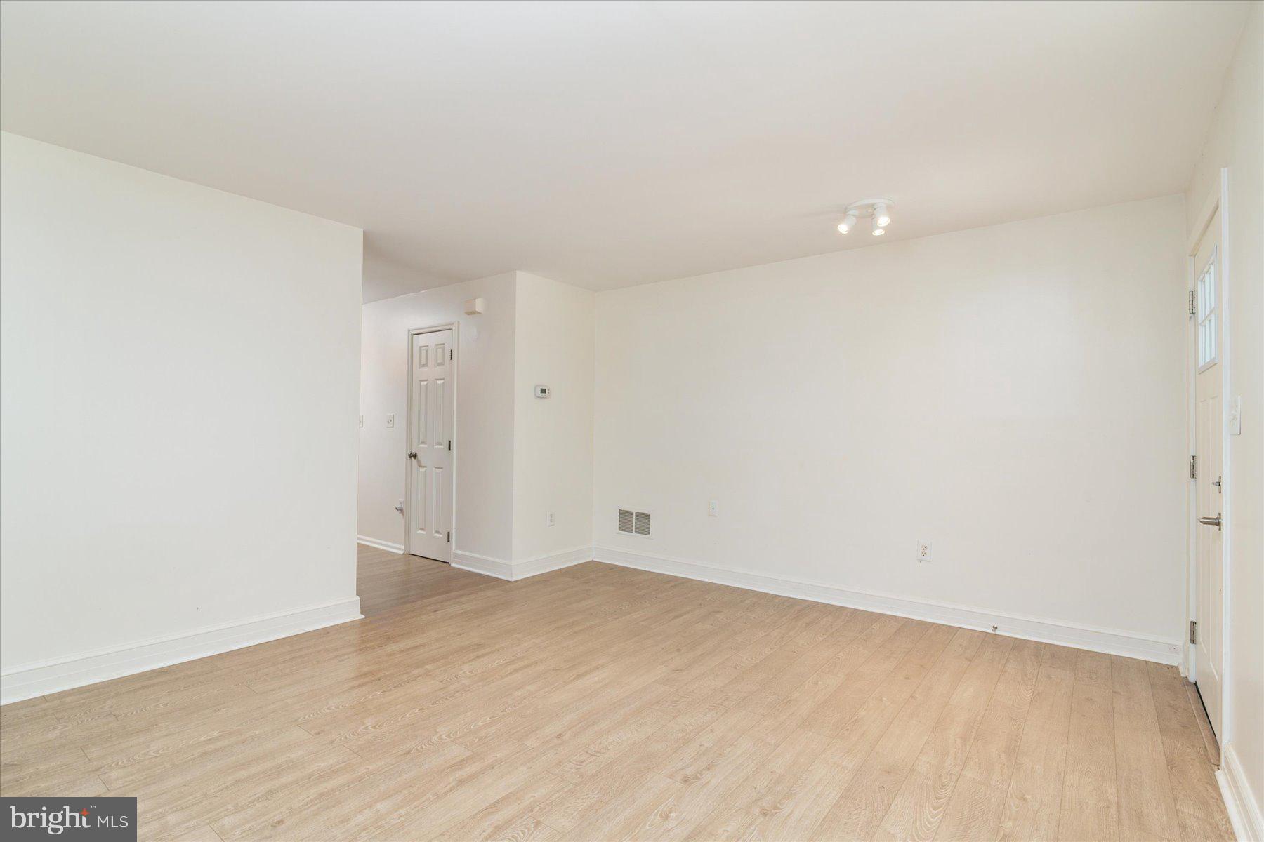 BACK BAY BEACH - Residential