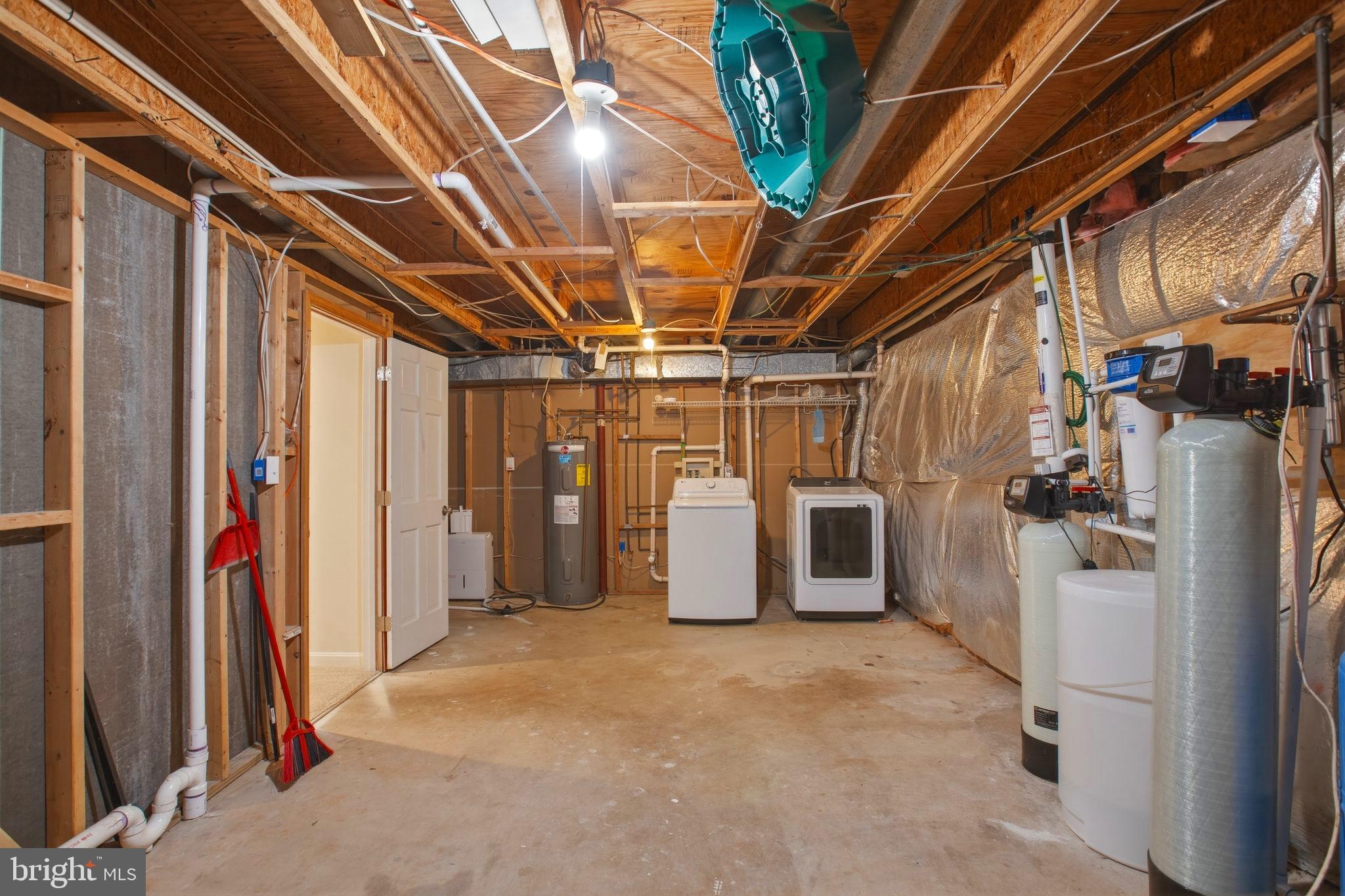 RIVER RIDGE ESTATES - Residential