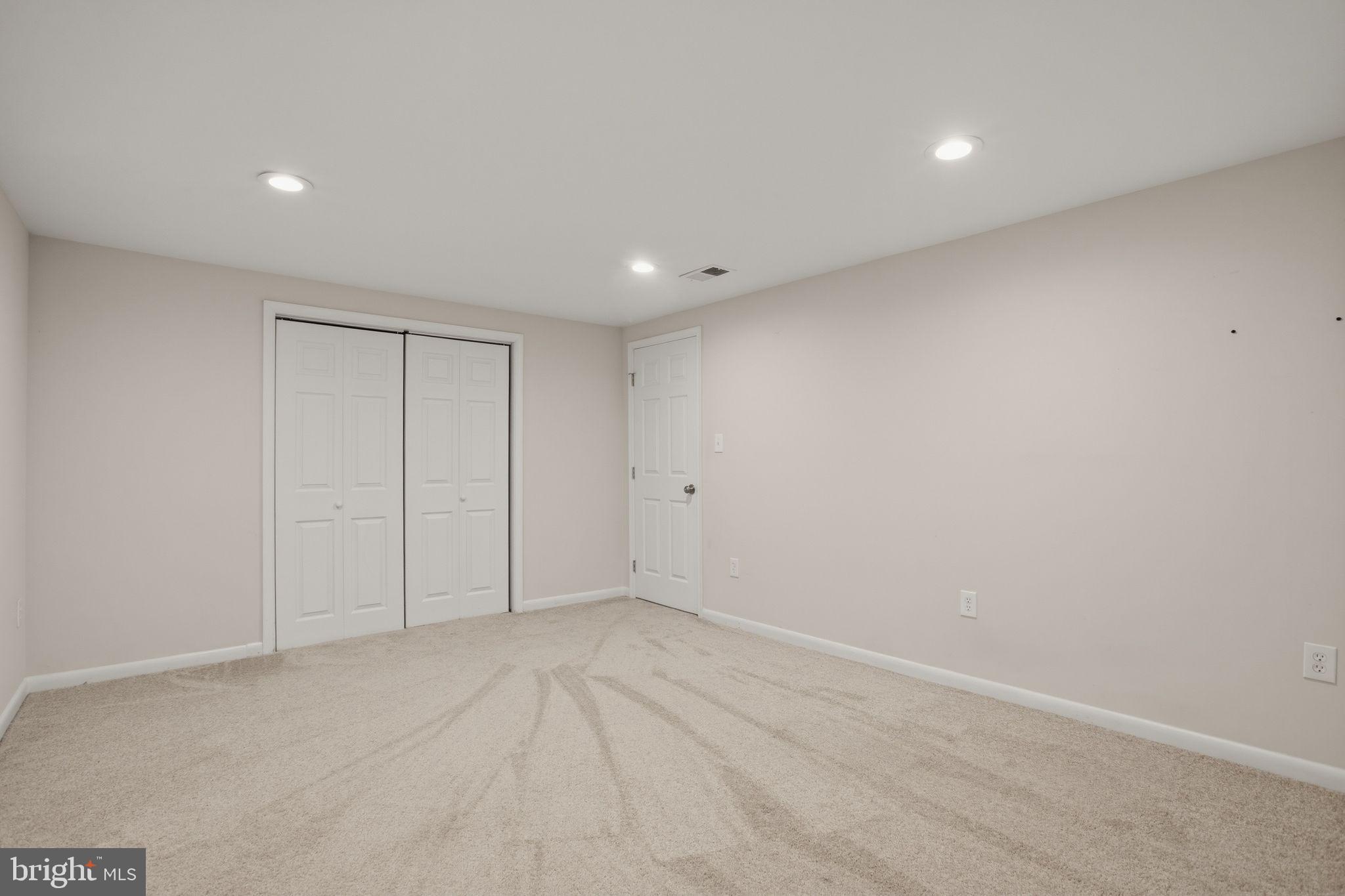 RIVER RIDGE ESTATES - Residential