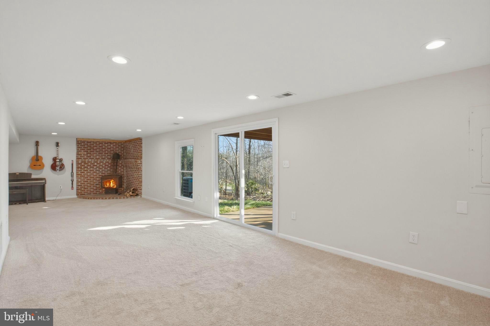 RIVER RIDGE ESTATES - Residential