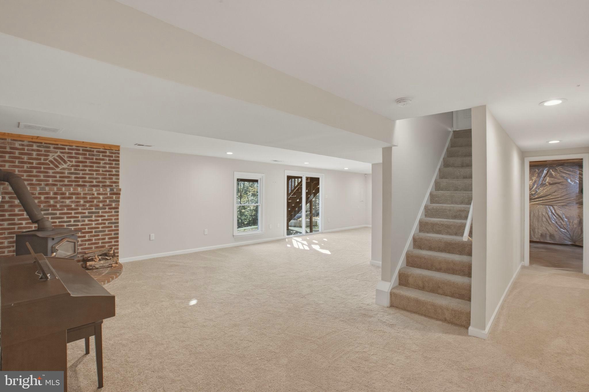 RIVER RIDGE ESTATES - Residential