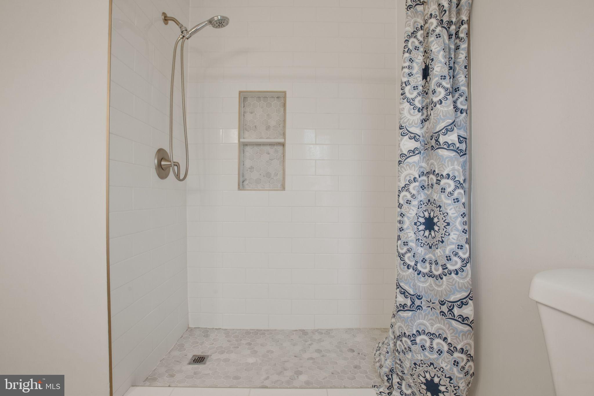 RIVER RIDGE ESTATES - Residential