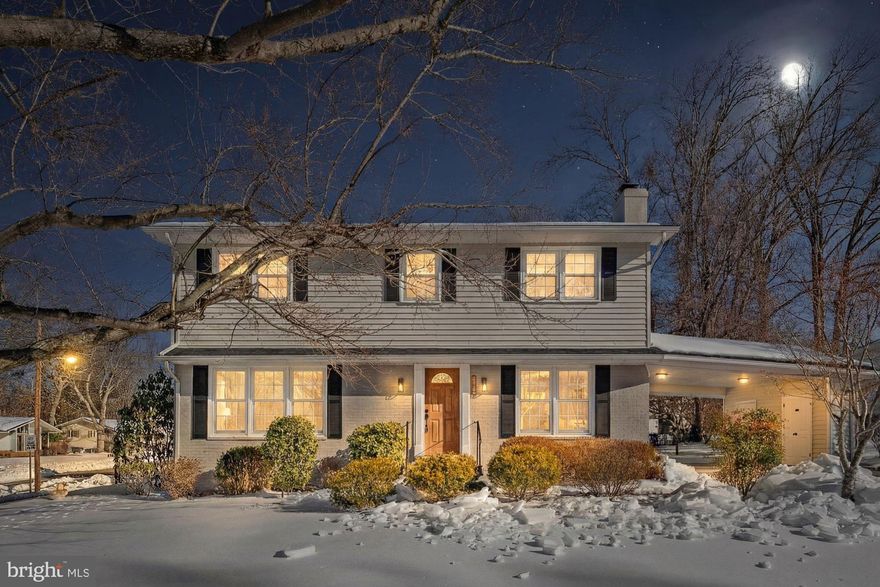 Charming and beautifully updated, this home sits on a 0.27 acre corner lot in the heart of Vienna and offers 4 bedrooms, 3.5 baths, and 2,400 finished square feet. The main level features wide plank flooring and a bright, open layout with a spacious living room, dining room, and an updated kitchen with white cabinetry, quartz countertops, stainless steel appliances, subway tile backsplash, and a large center island. The kitchen opens to a breakfast area with access to the deck. The family room features a gas fireplace with modern wood detailing. Upstairs, the primary suite includes a private en-suite bath, along with three additional bedrooms and a full hall bath. The finished lower level offers a recreation room, full bath, and laundry area. Enjoy a backyard with deck and patio, shaded by mature trees. Public water, sewer, and natural gas. Minutes to Metro, downtown Vienna, shops, restaurants, and parks.