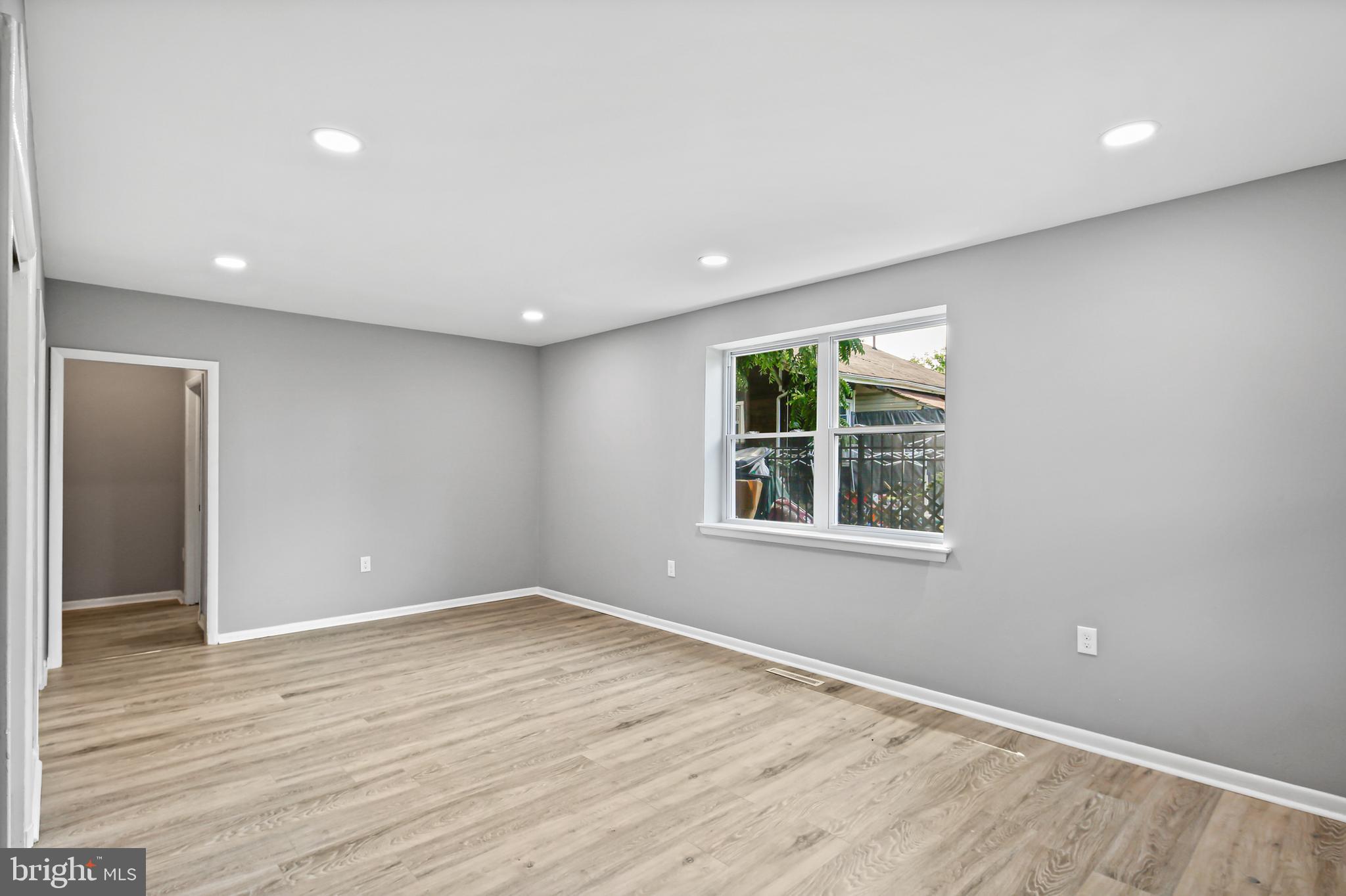 WOODBOURNE HEIGHTS - Residential Lease