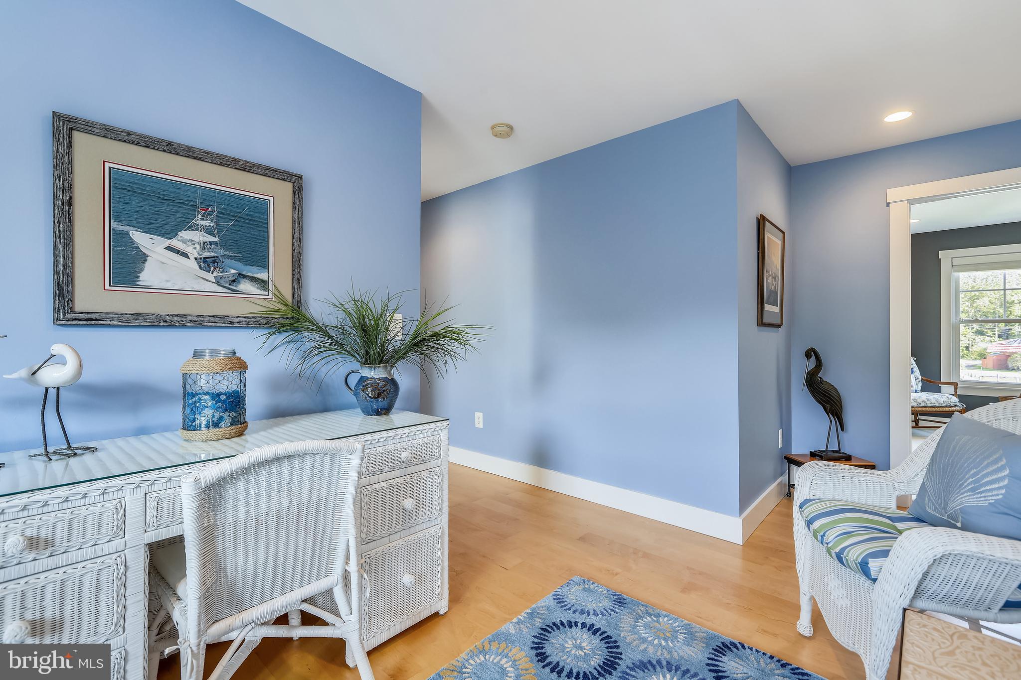 AVALON SHORES - Residential