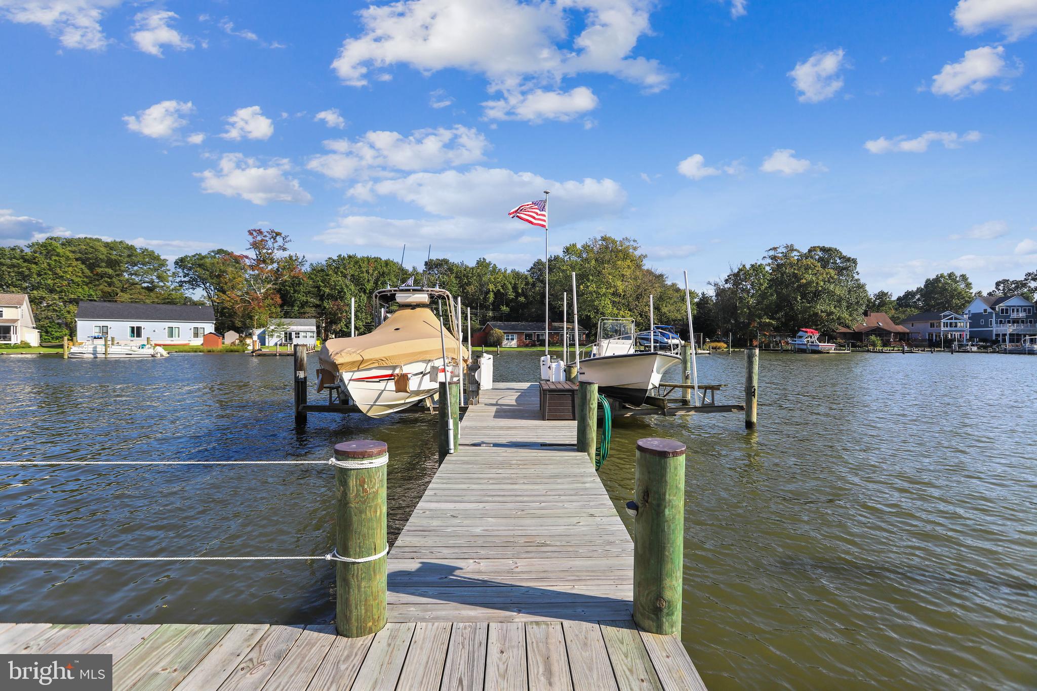 AVALON SHORES - Residential