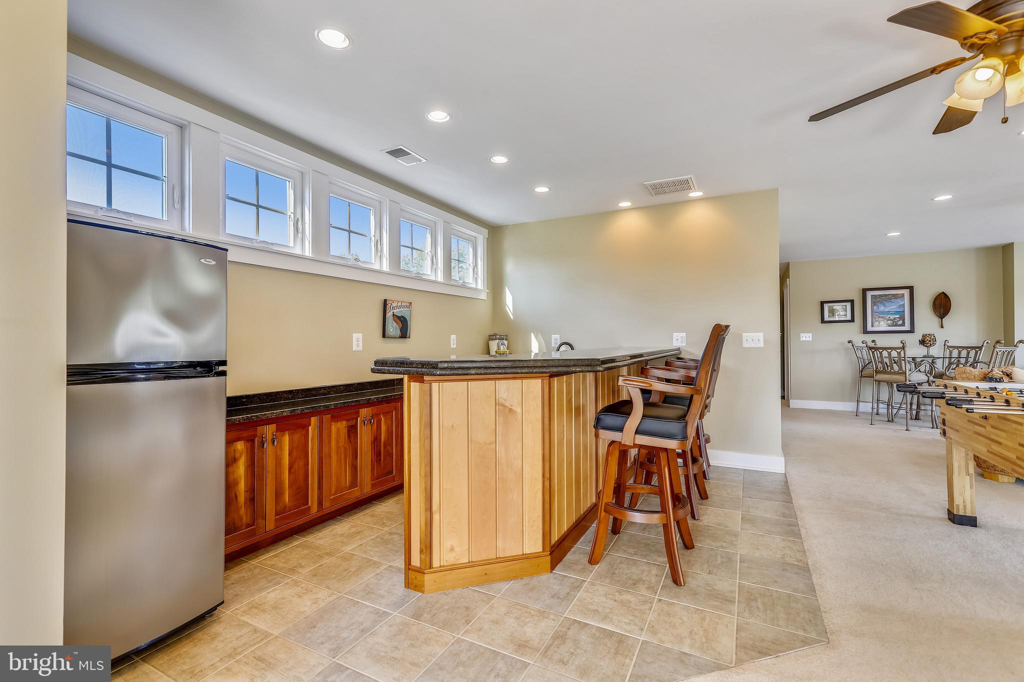 AVALON SHORES - Residential