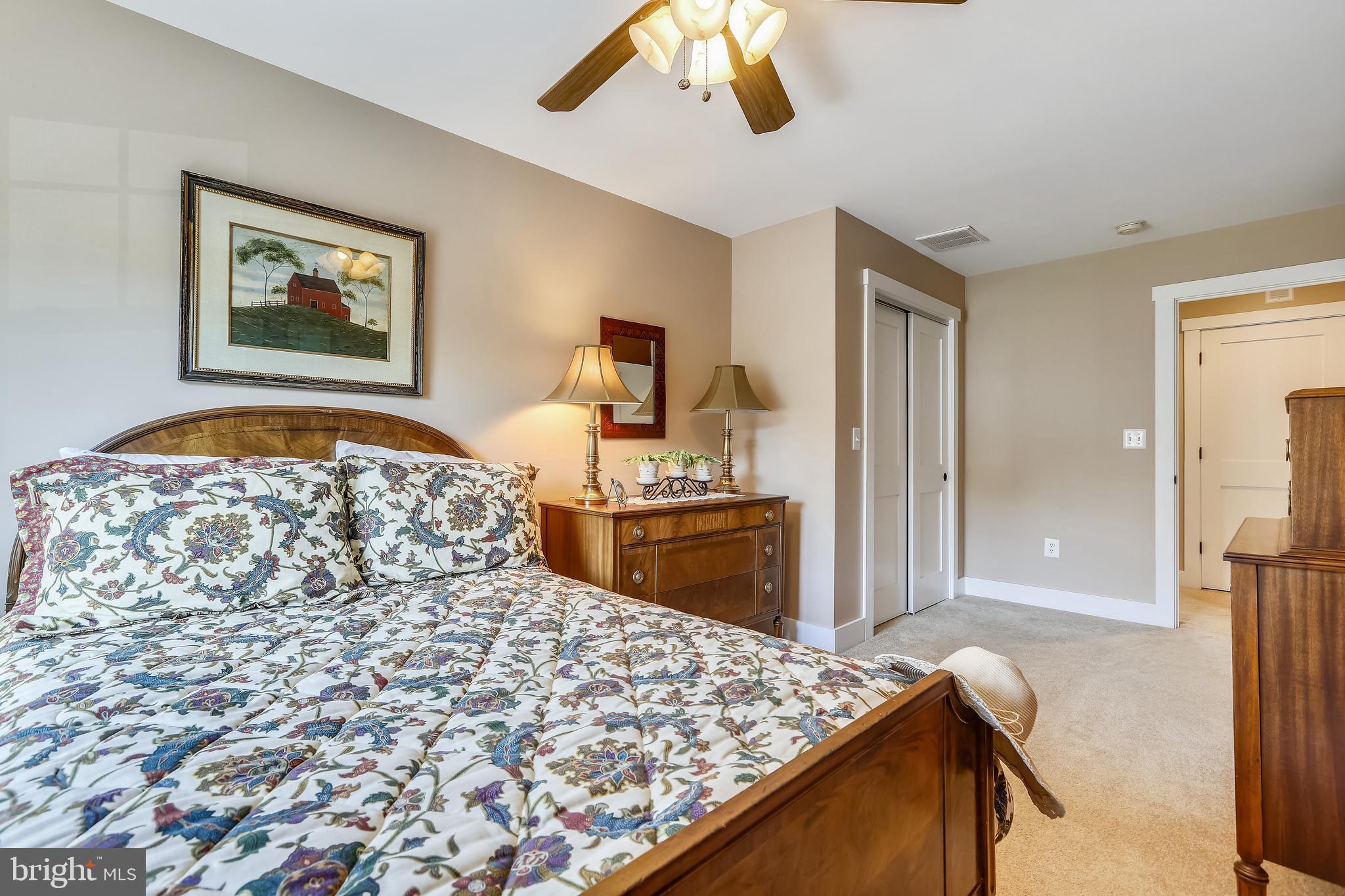 AVALON SHORES - Residential