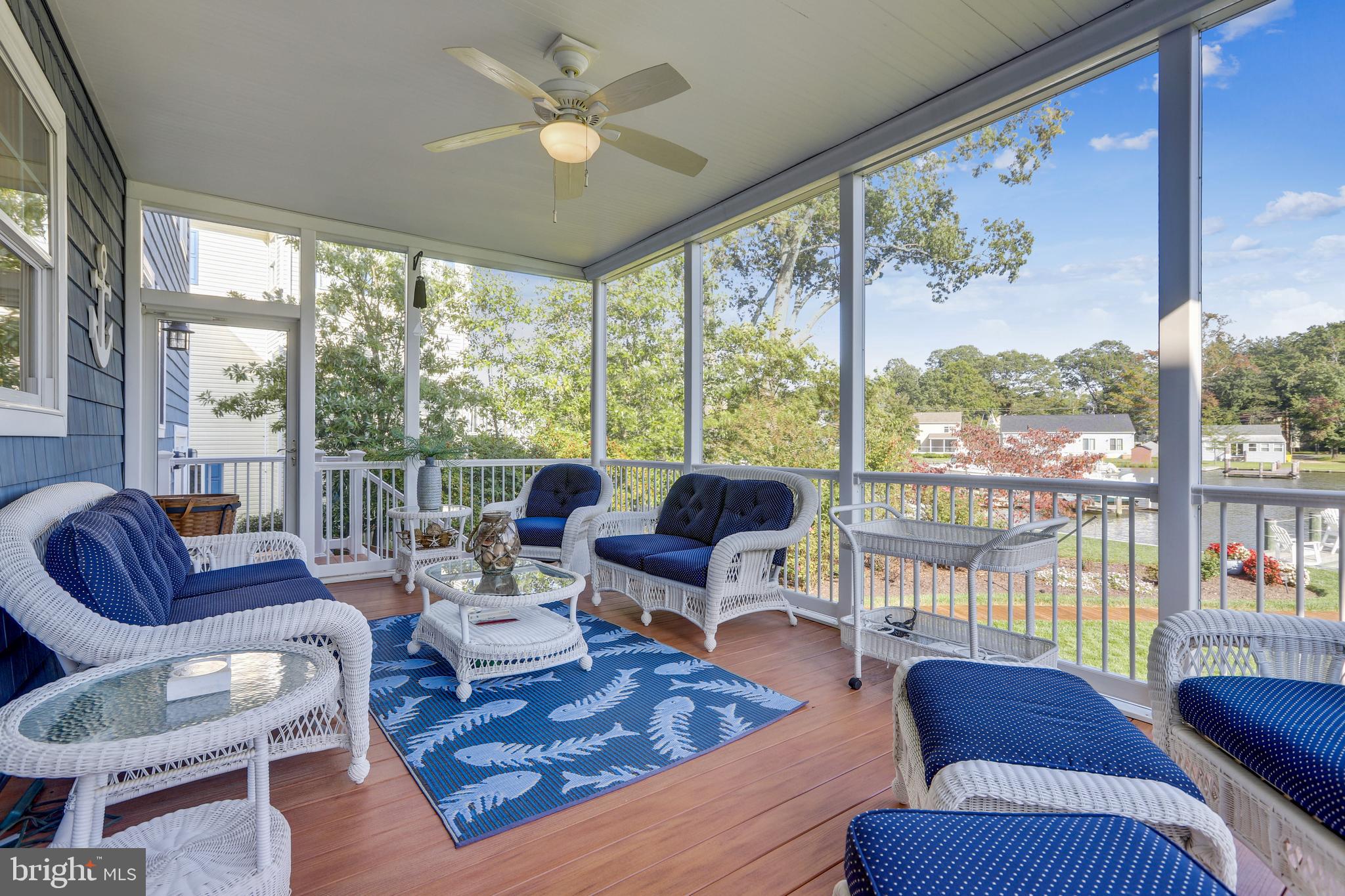 AVALON SHORES - Residential