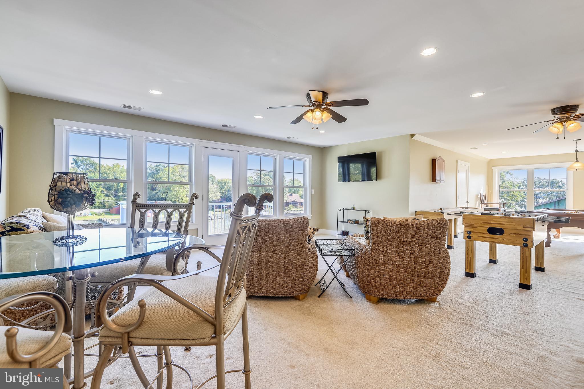 AVALON SHORES - Residential