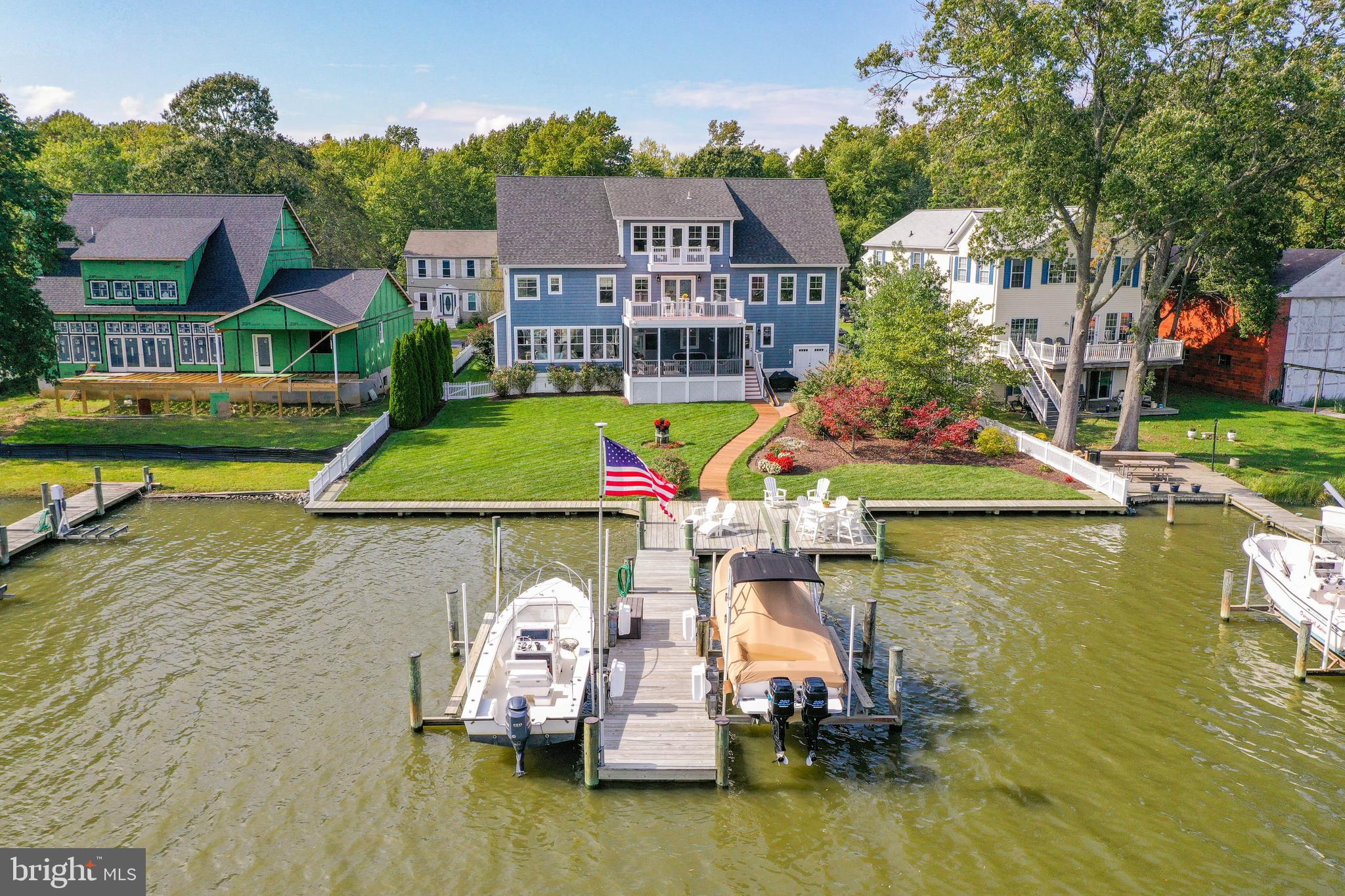 AVALON SHORES - Residential