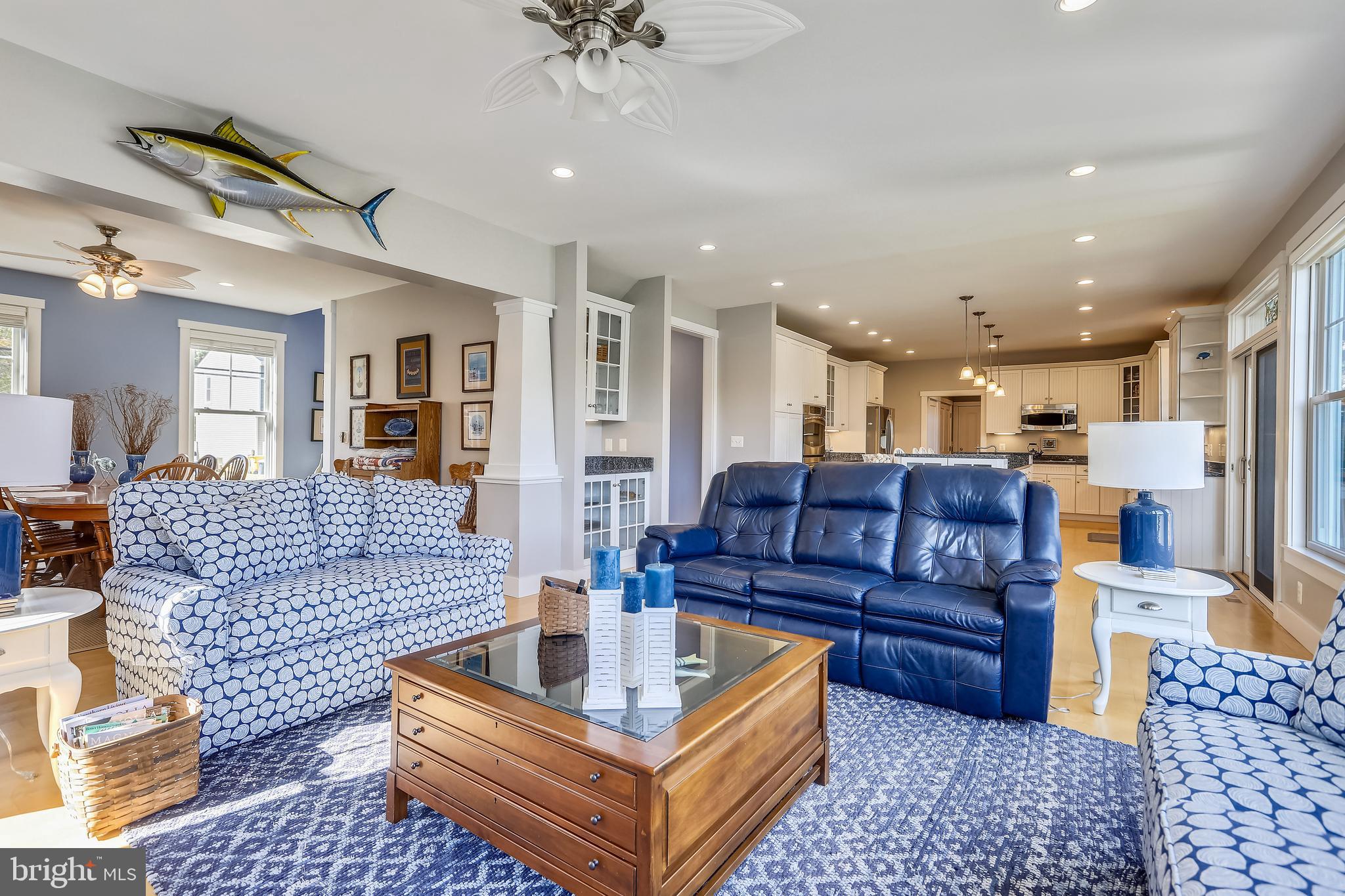 AVALON SHORES - Residential