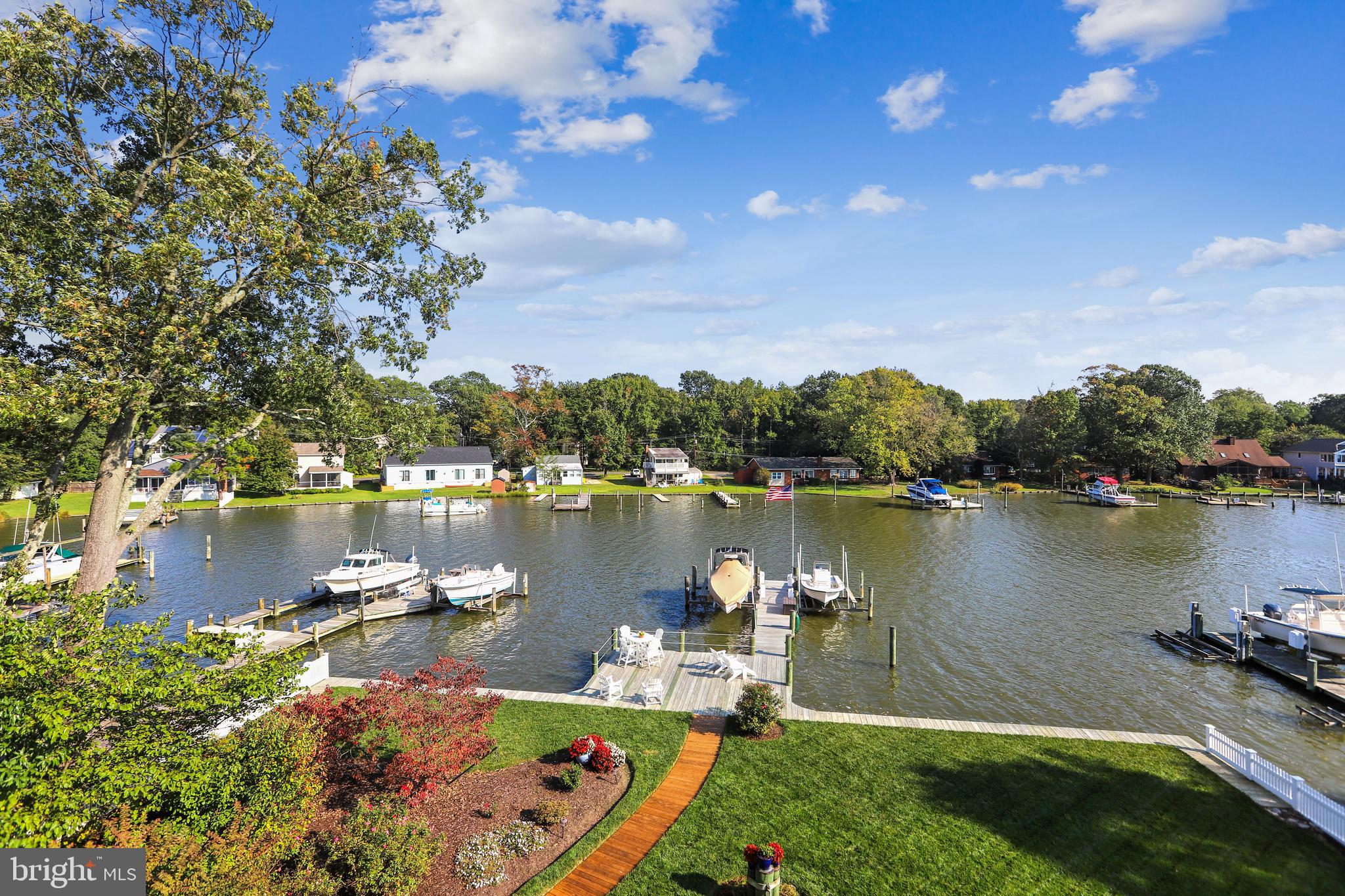 AVALON SHORES - Residential