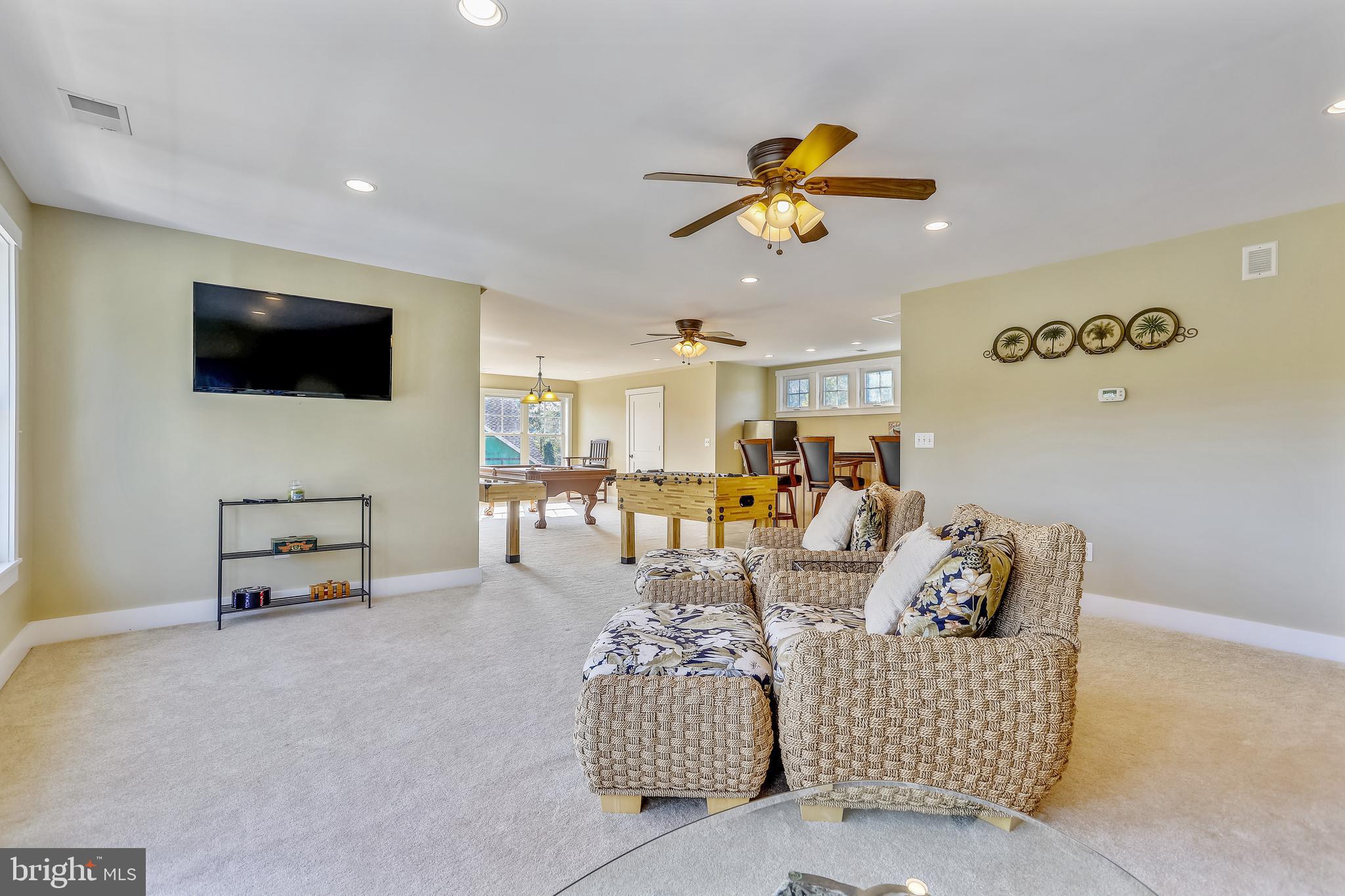 AVALON SHORES - Residential