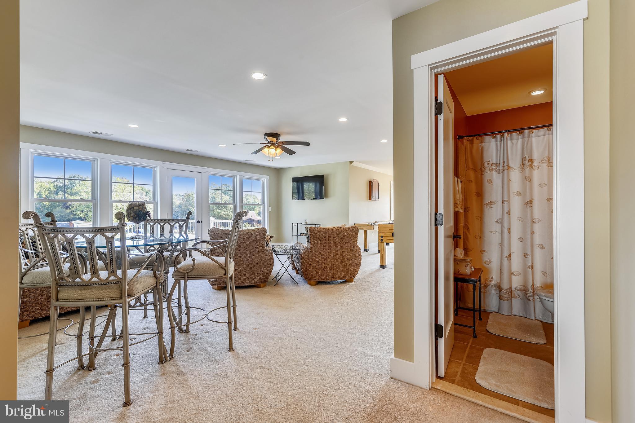 AVALON SHORES - Residential