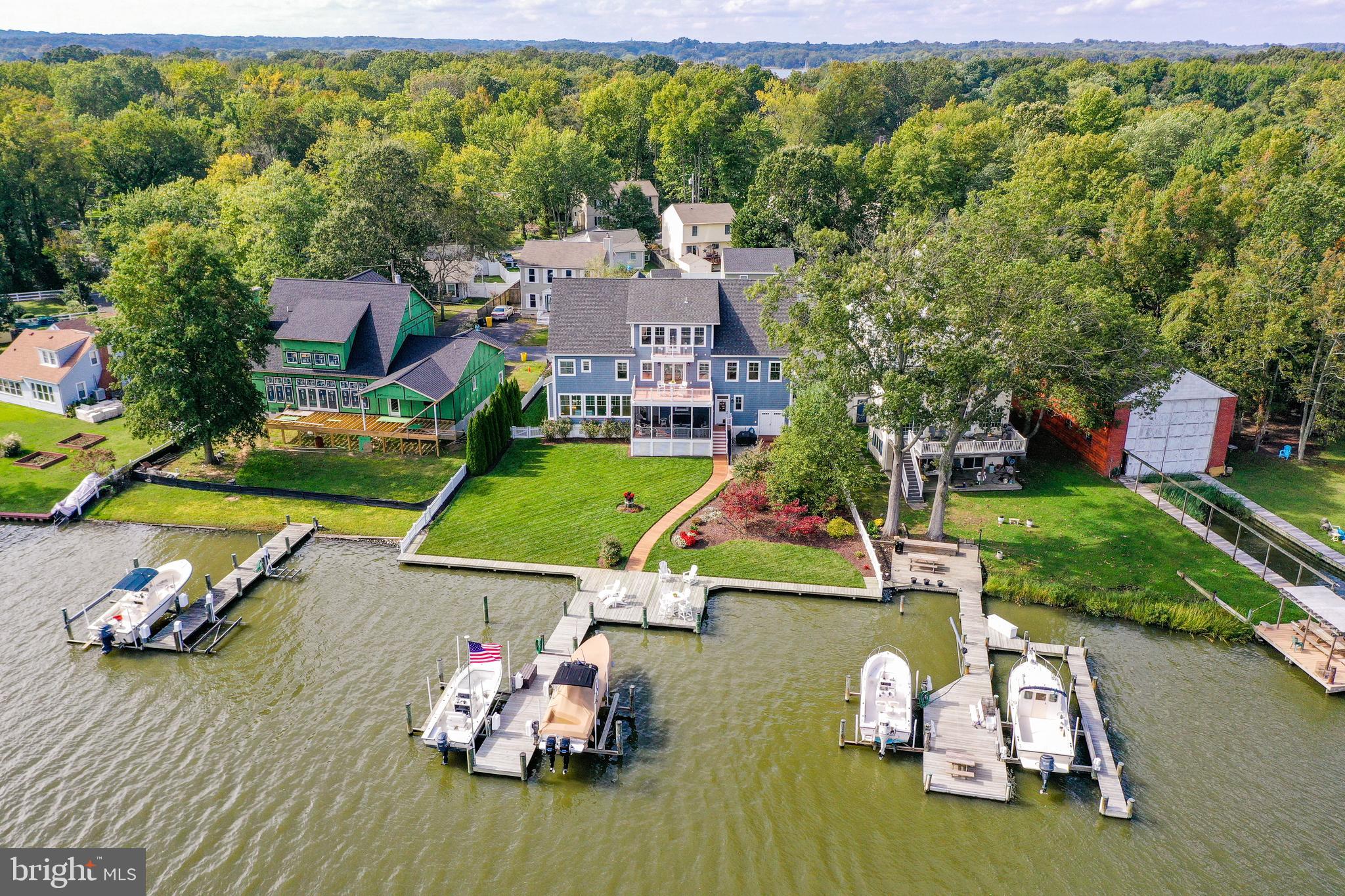 AVALON SHORES - Residential