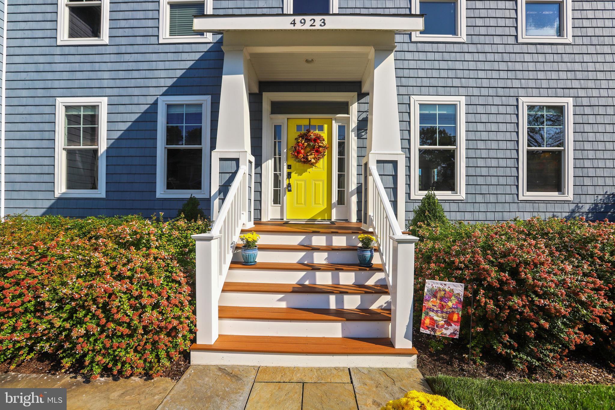 AVALON SHORES - Residential